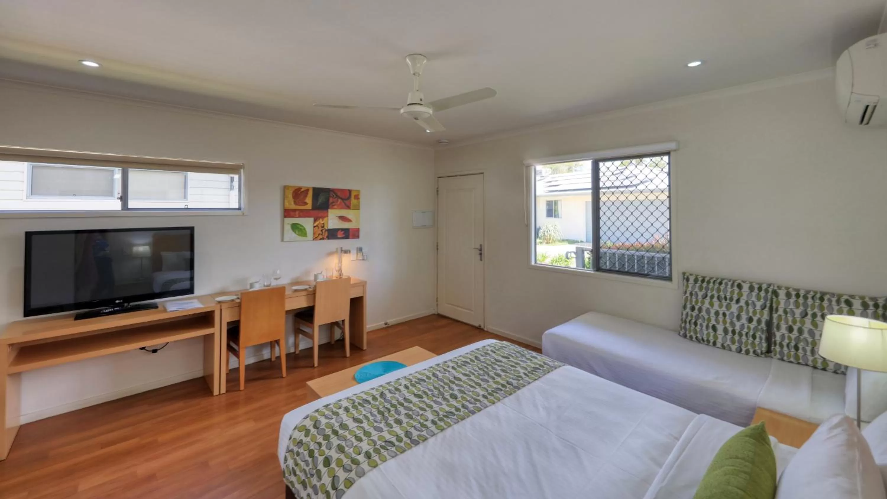 Bedroom, Bed in Chinchilla Motor Inn