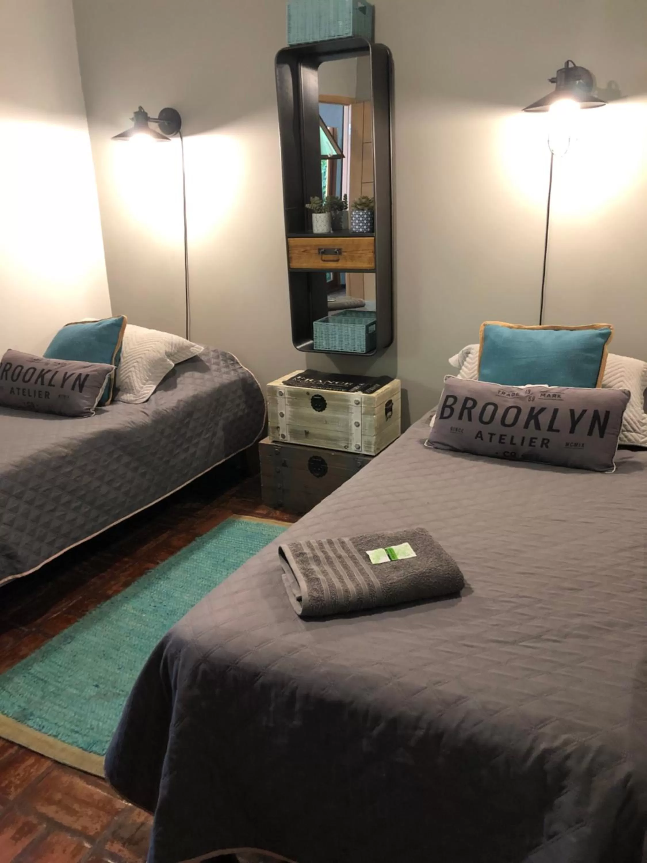 Photo of the whole room, Bed in Rent apart Las Condes