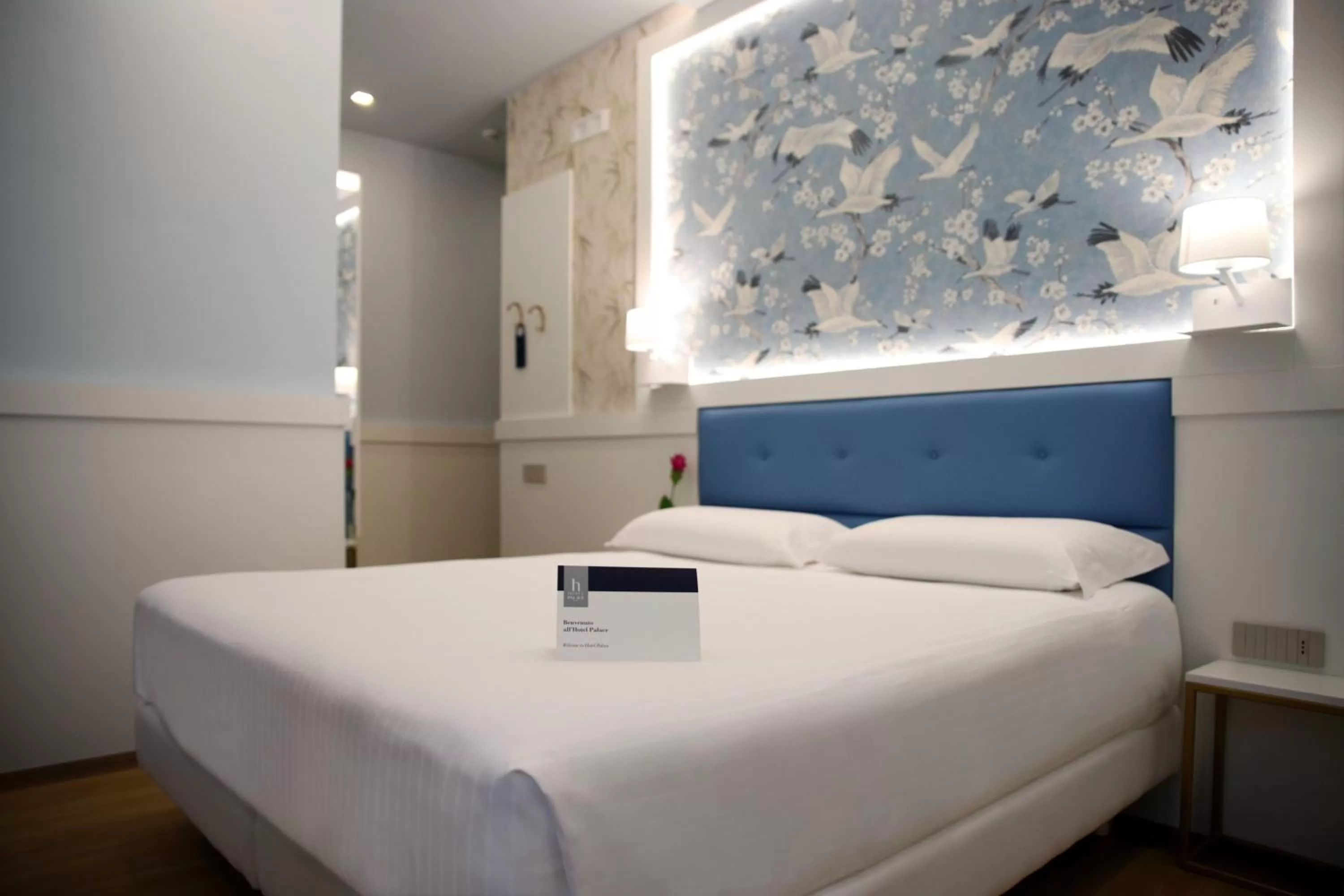 Bedroom, Bed in Hotel Palace