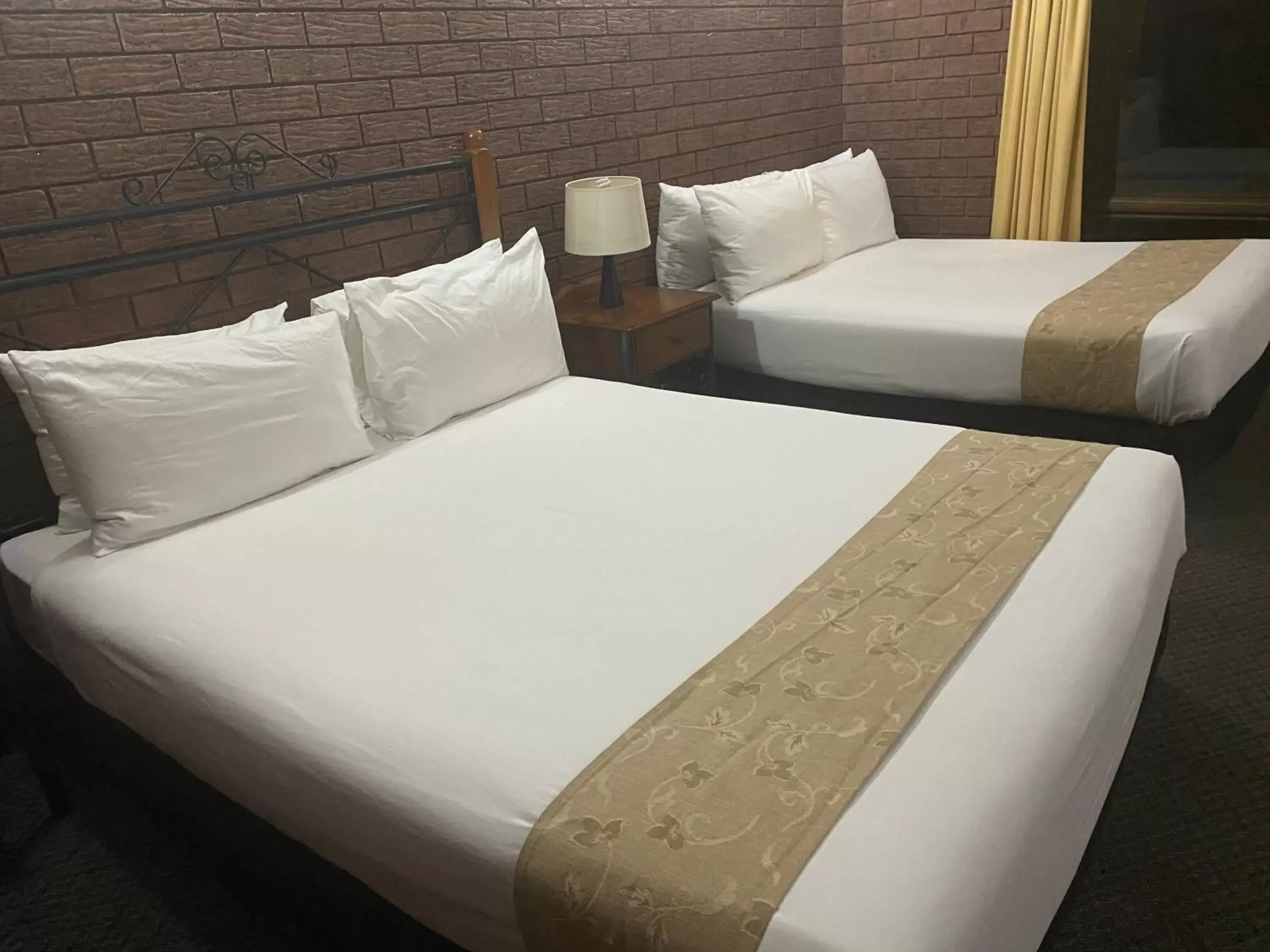 Bed in Knotts Crossing Resort