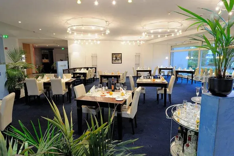 Restaurant/Places to Eat in Euro Park Hotel Hennef