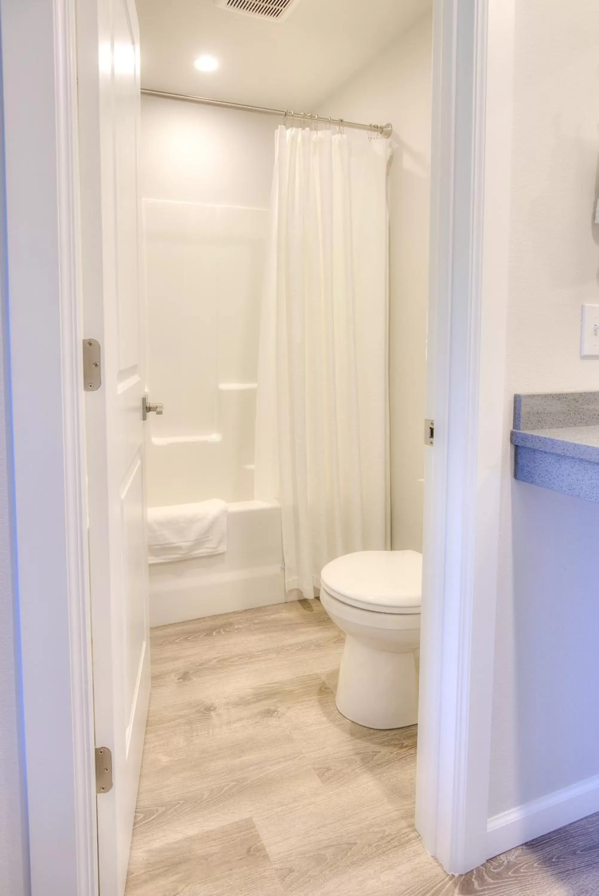 Bathroom in OCEAN SHORES RESORT - Brand New Rooms