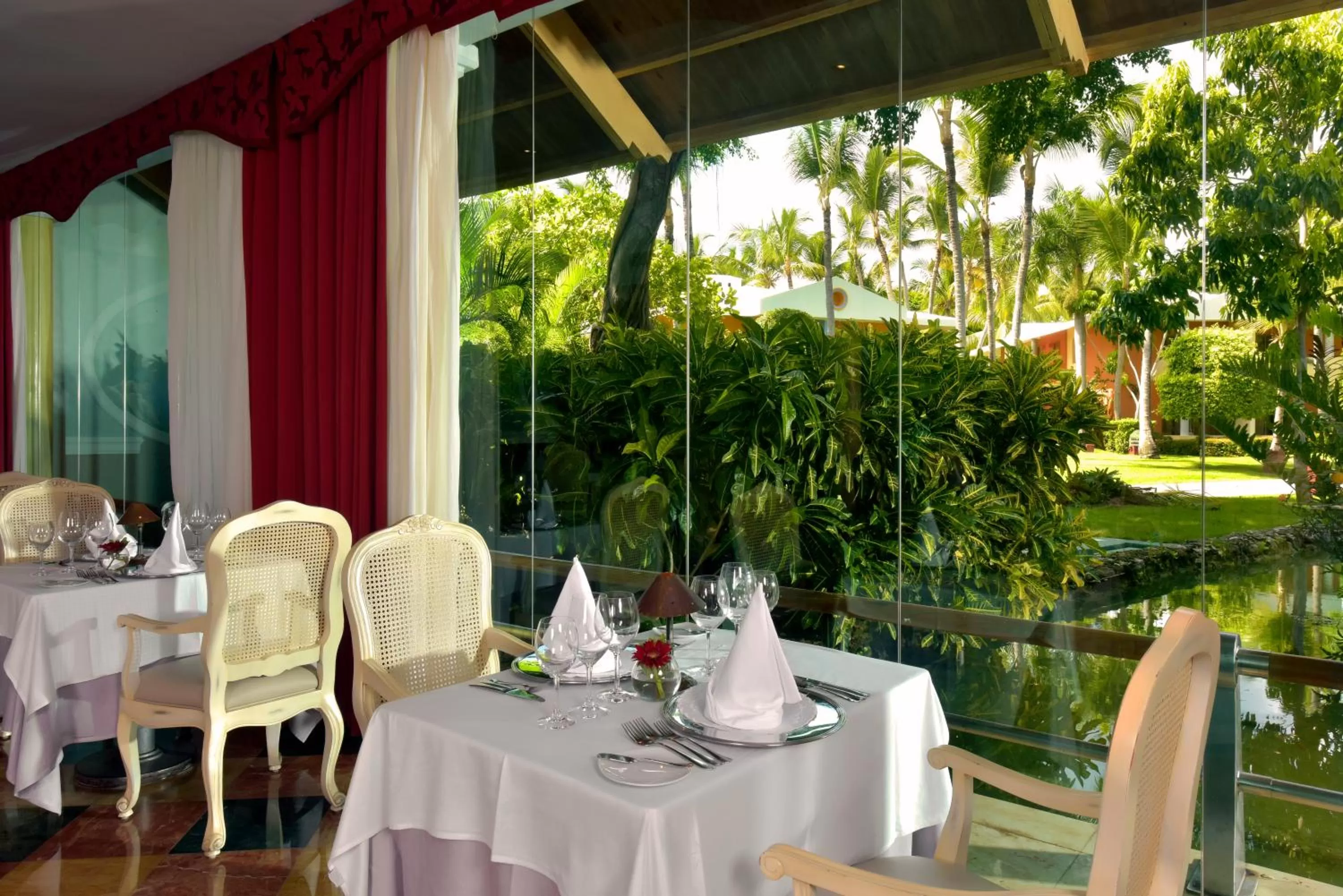 Restaurant/places to eat in Iberostar Selection Bavaro Suites - All Inclusive