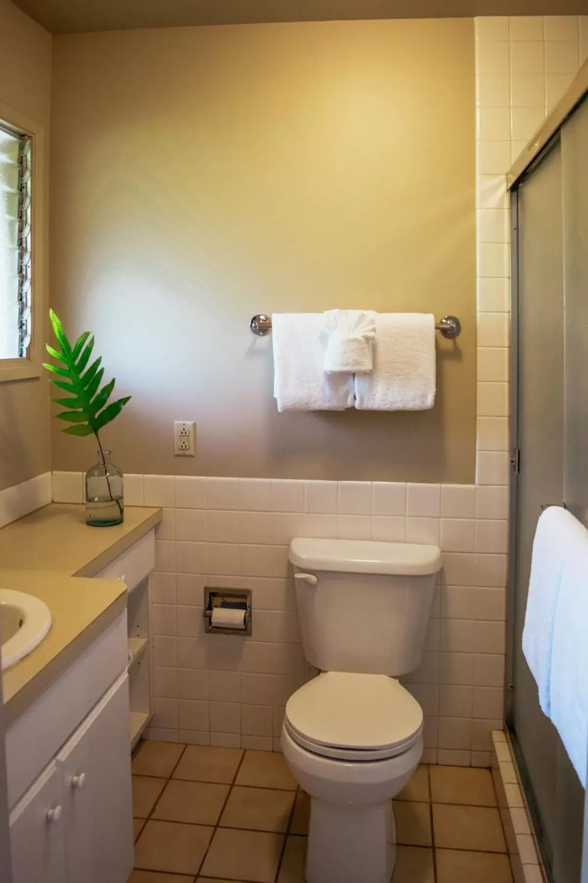 Bathroom in Napili Village Hotel