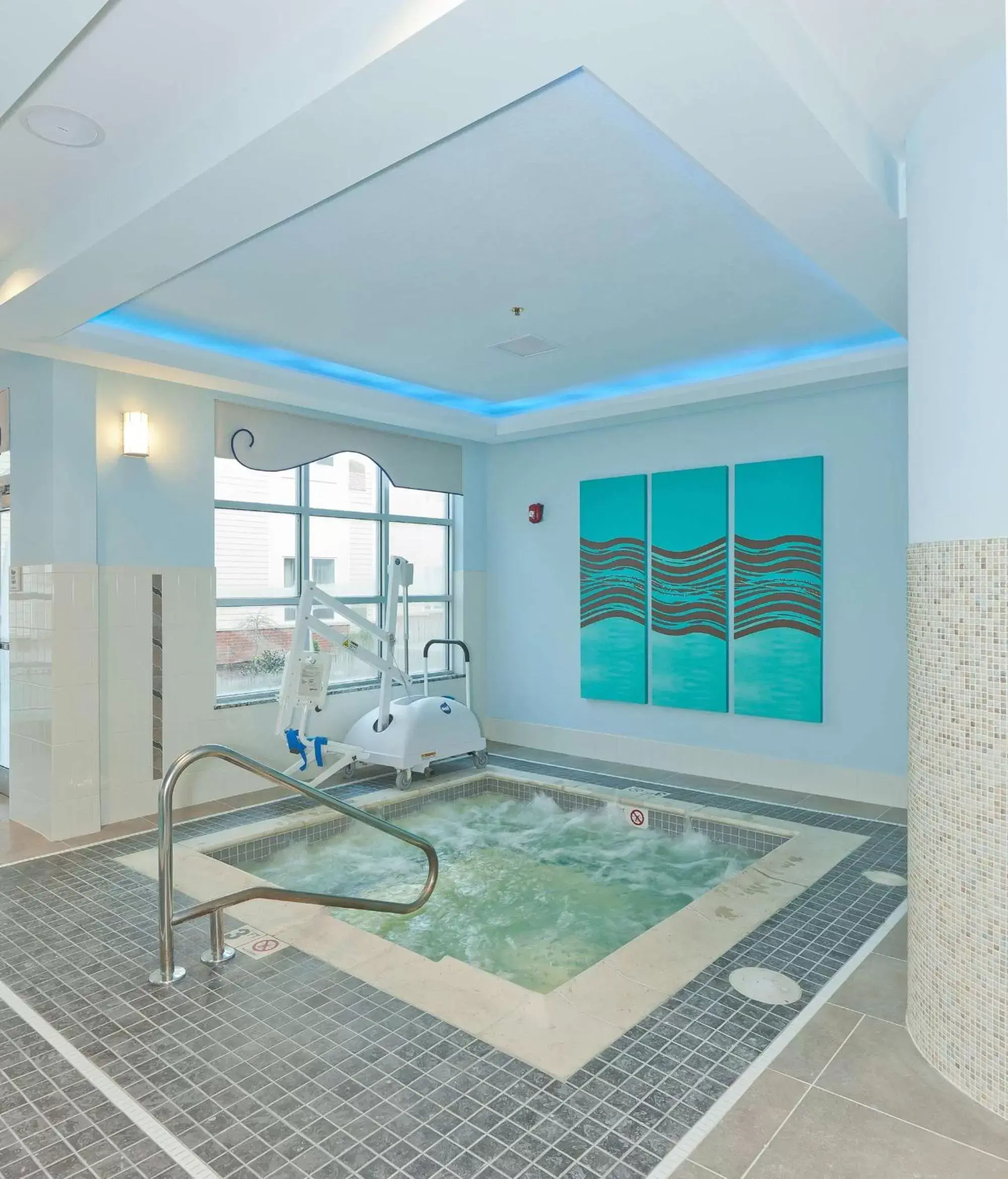 Sports, Swimming Pool in Homewood Suites by Hilton Boston/Canton, MA