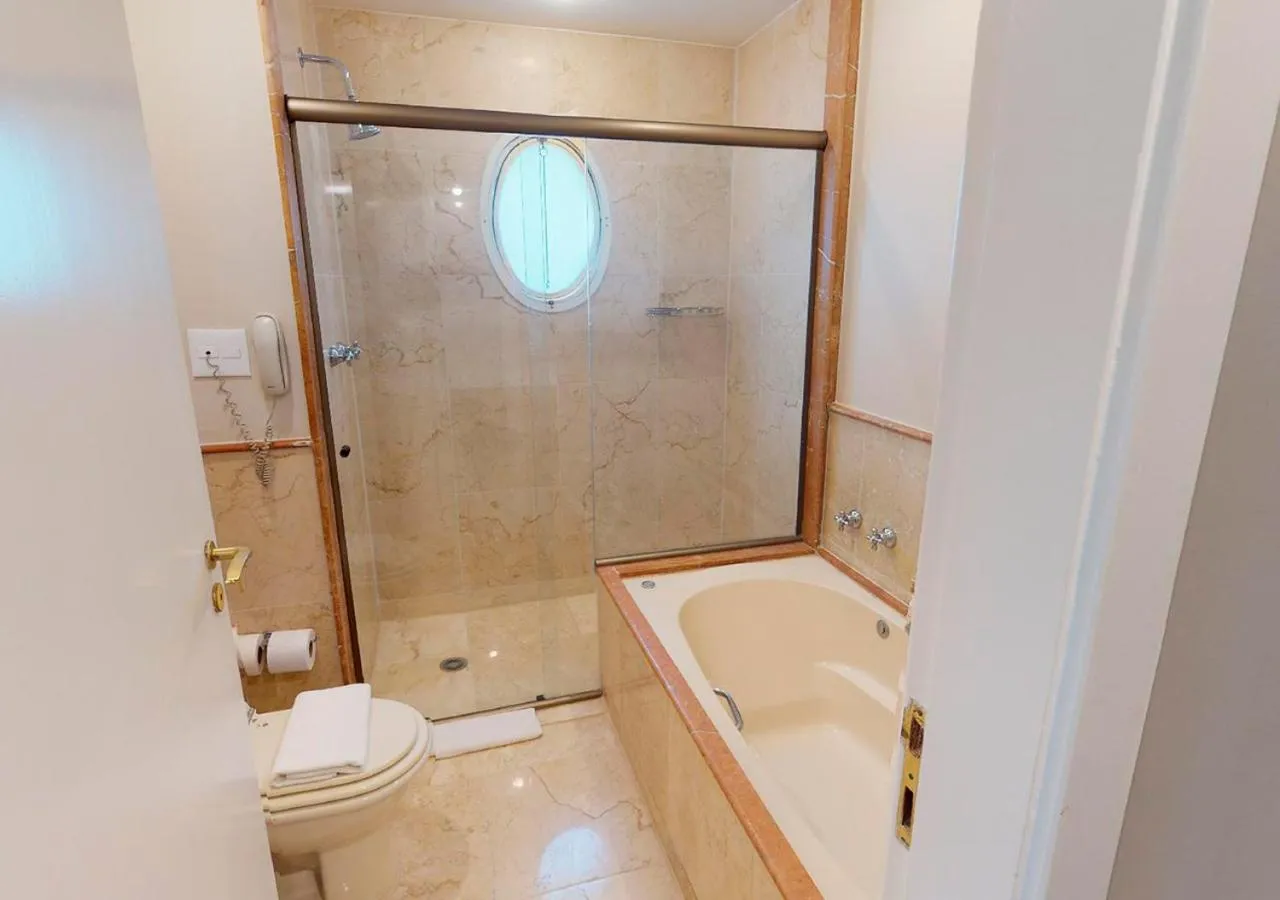 Hot Tub in Gran Estanplaza Berrini