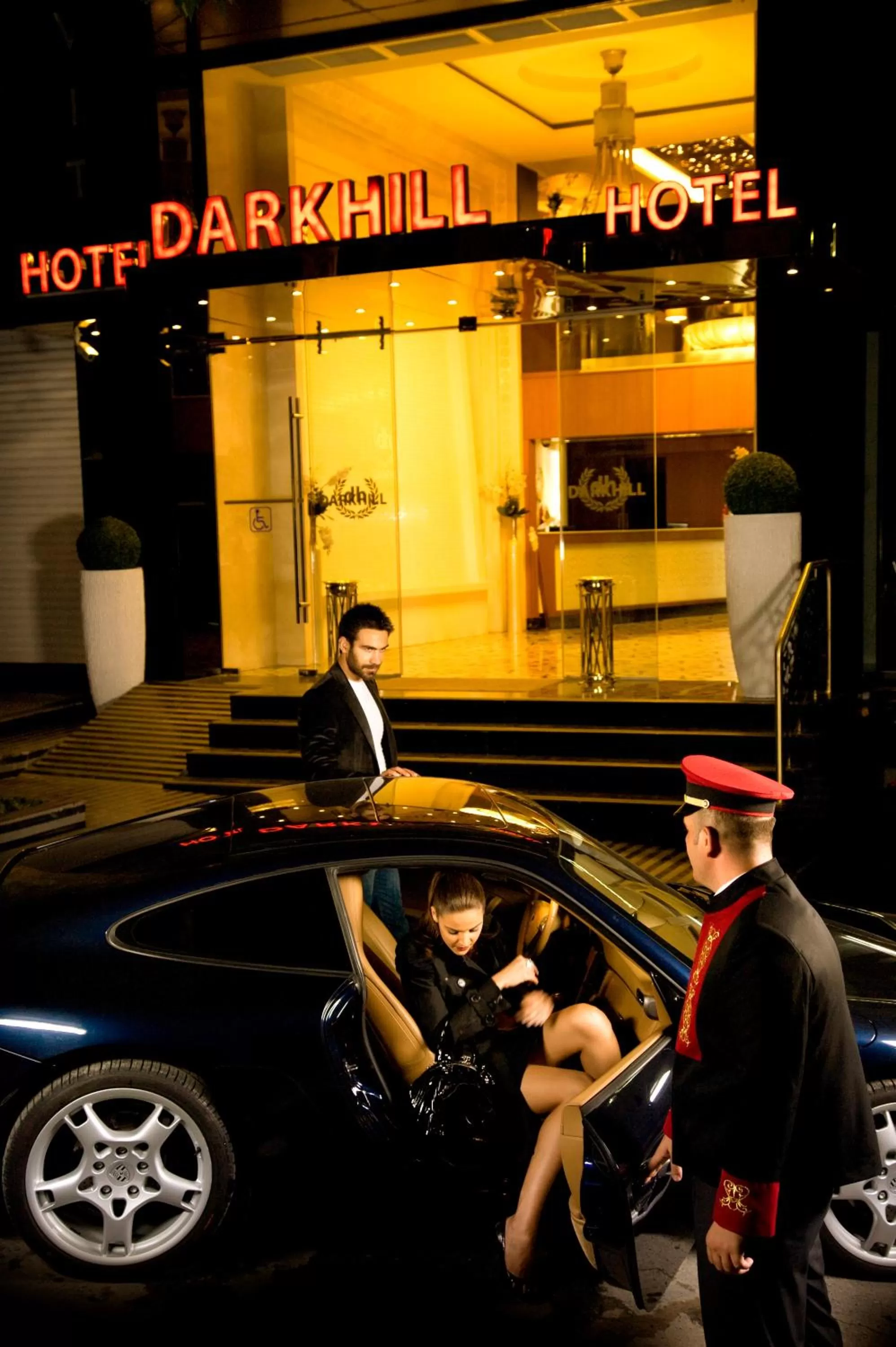 Facade/entrance in Darkhill Hotel