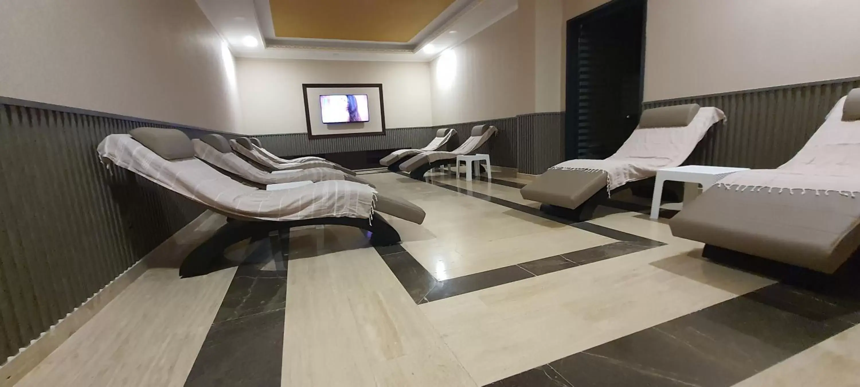 Spa and wellness centre/facilities in Ramada Plaza by Wyndham Silivri