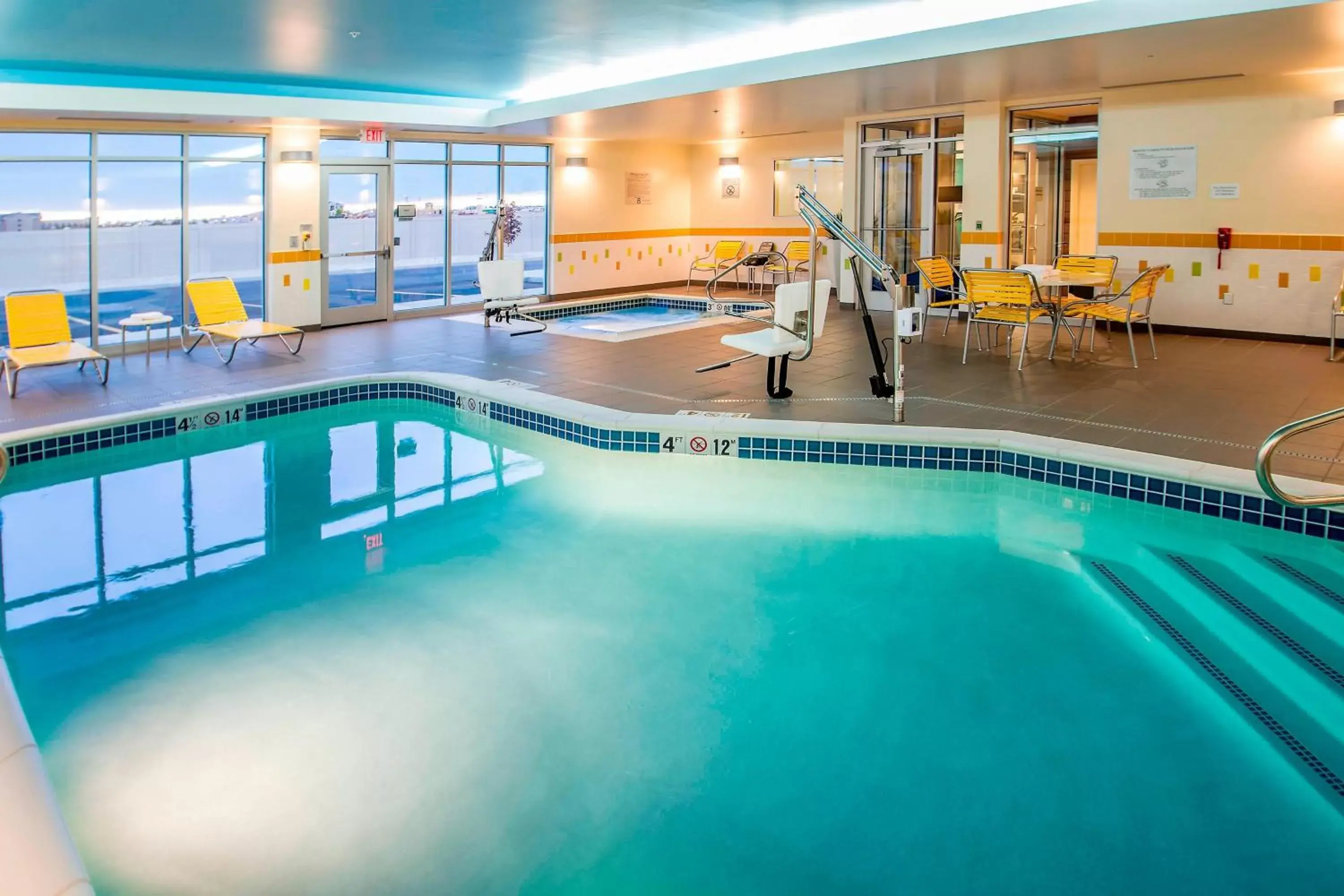 Swimming Pool in Fairfield Inn & Suites by Marriott Twin Falls