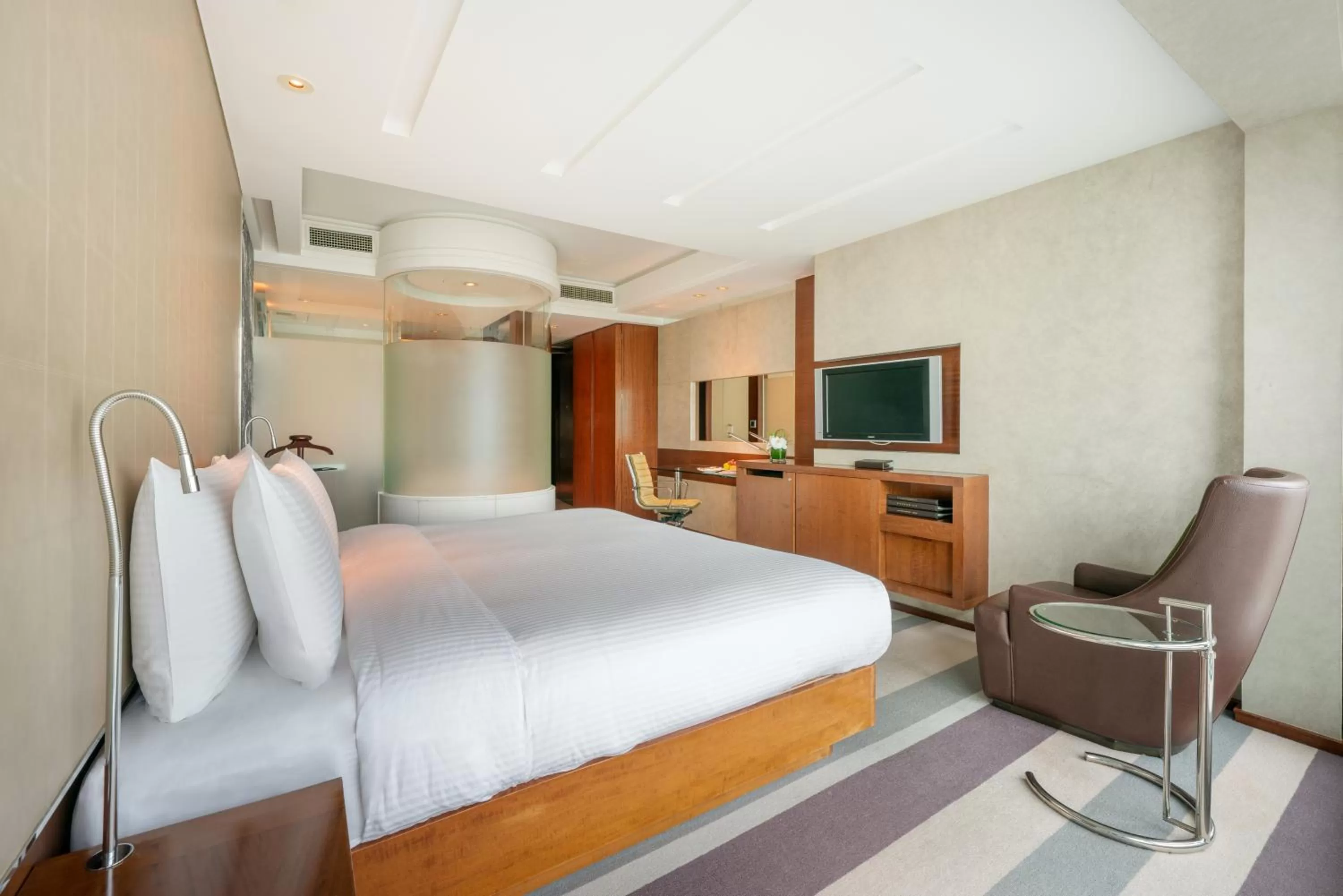 Bed in The Eton Hotel Shanghai