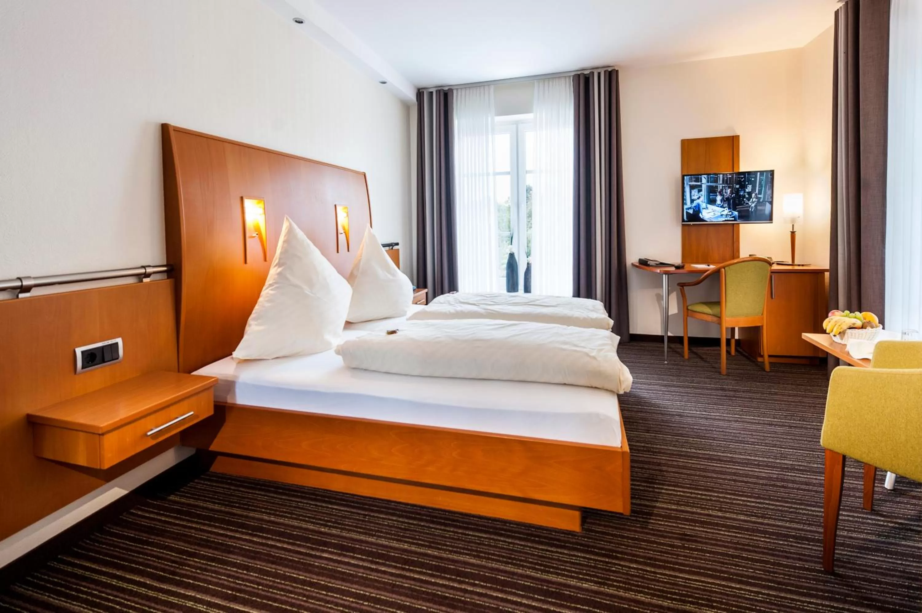 Photo of the whole room, Bed in Hotel Hilker