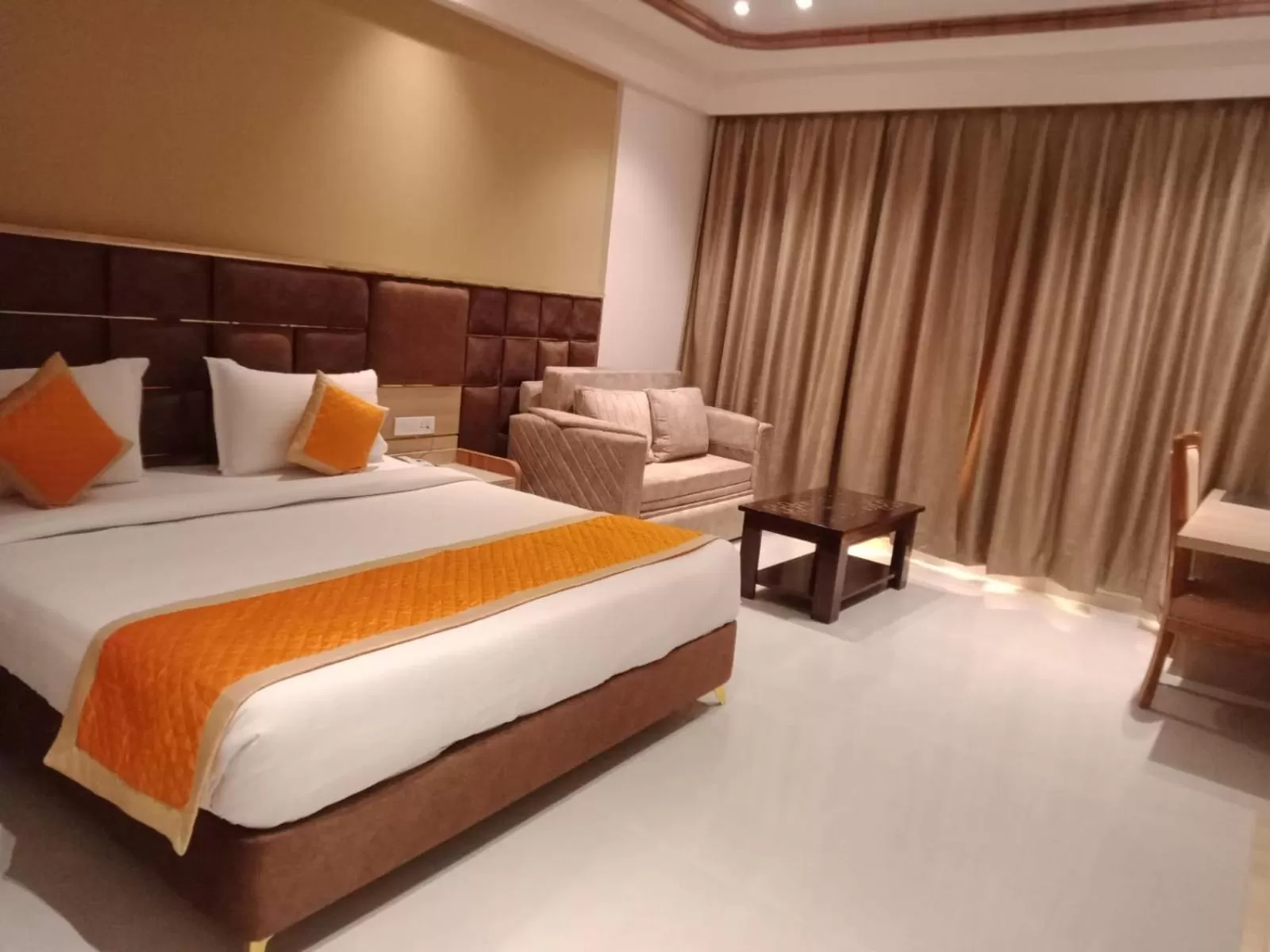 Bed in Dhamma Grand Hotel Resort