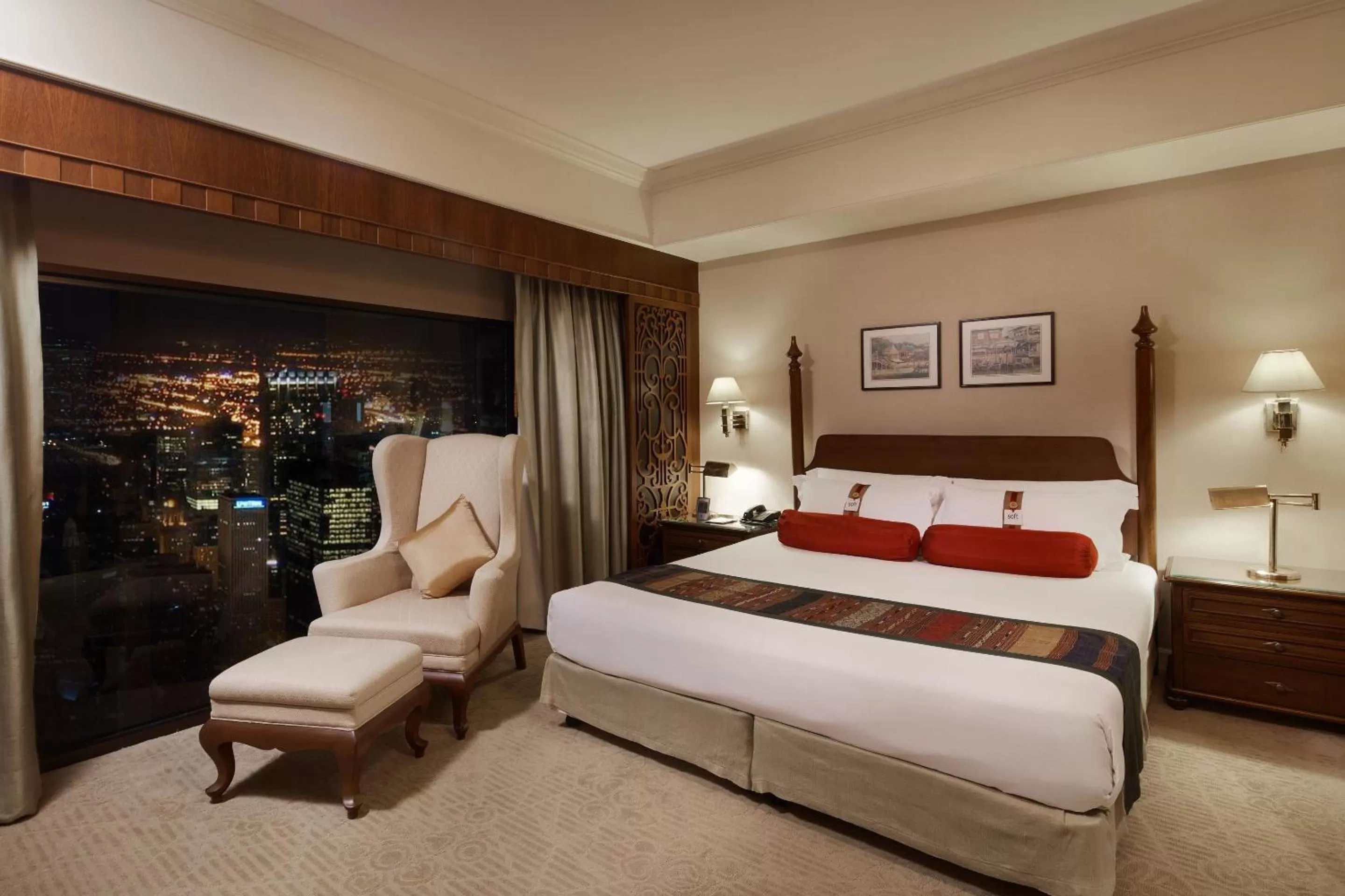 Bedroom, Bed in The Davis Bangkok