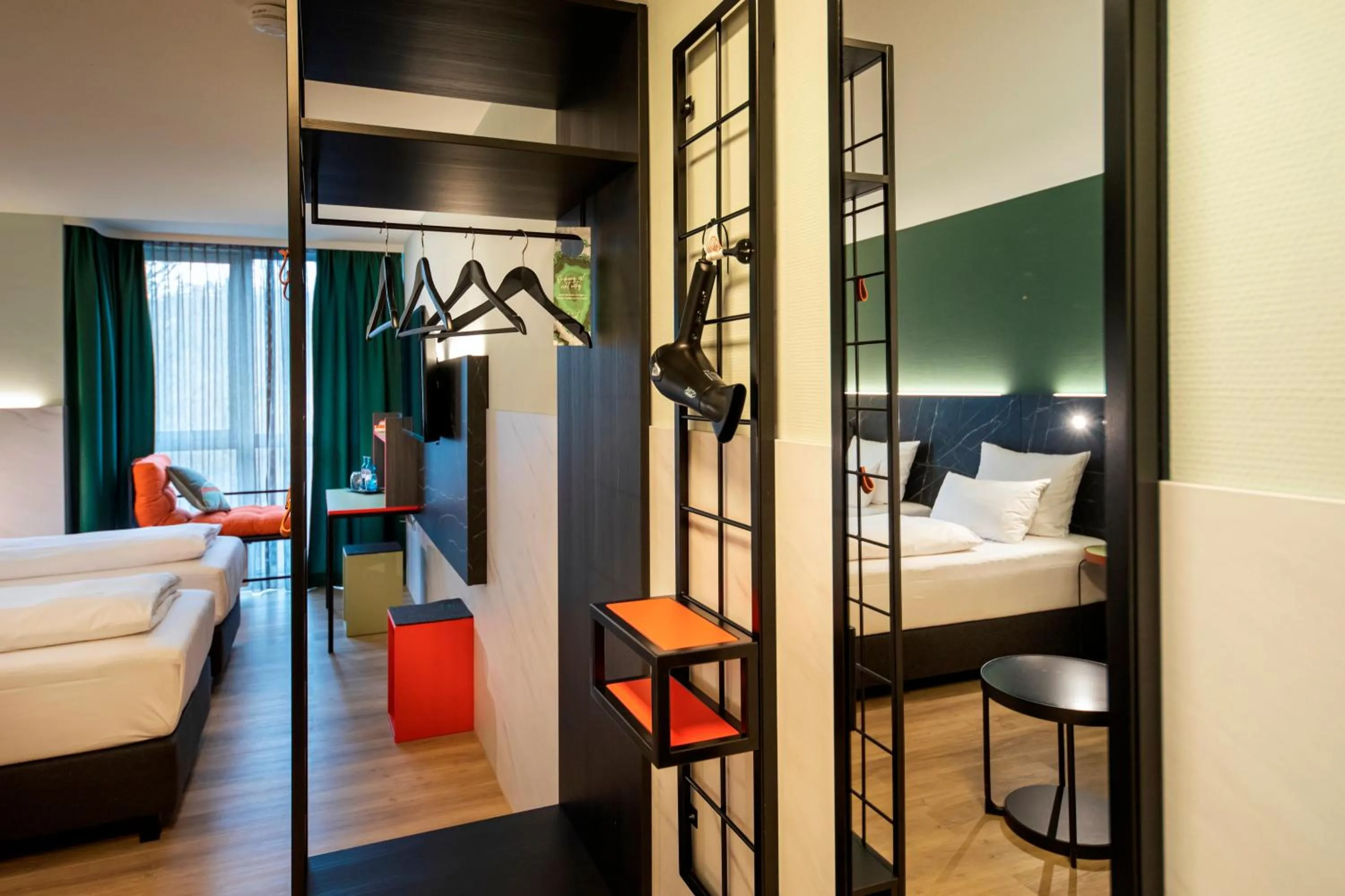 storage, Bed in ACHAT Hotel Stuttgart Airport Messe