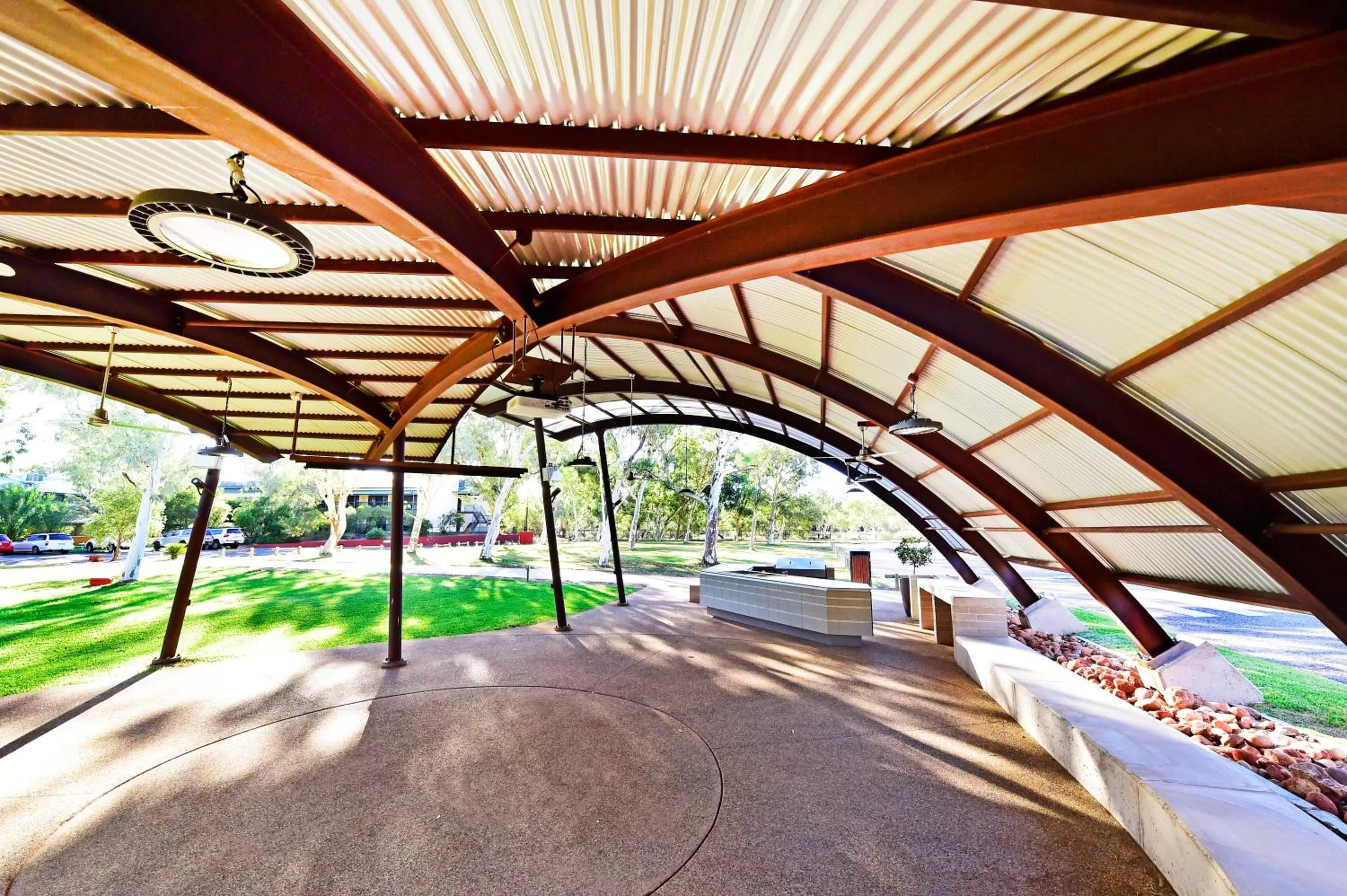 Property building in Mercure Alice Springs Resort