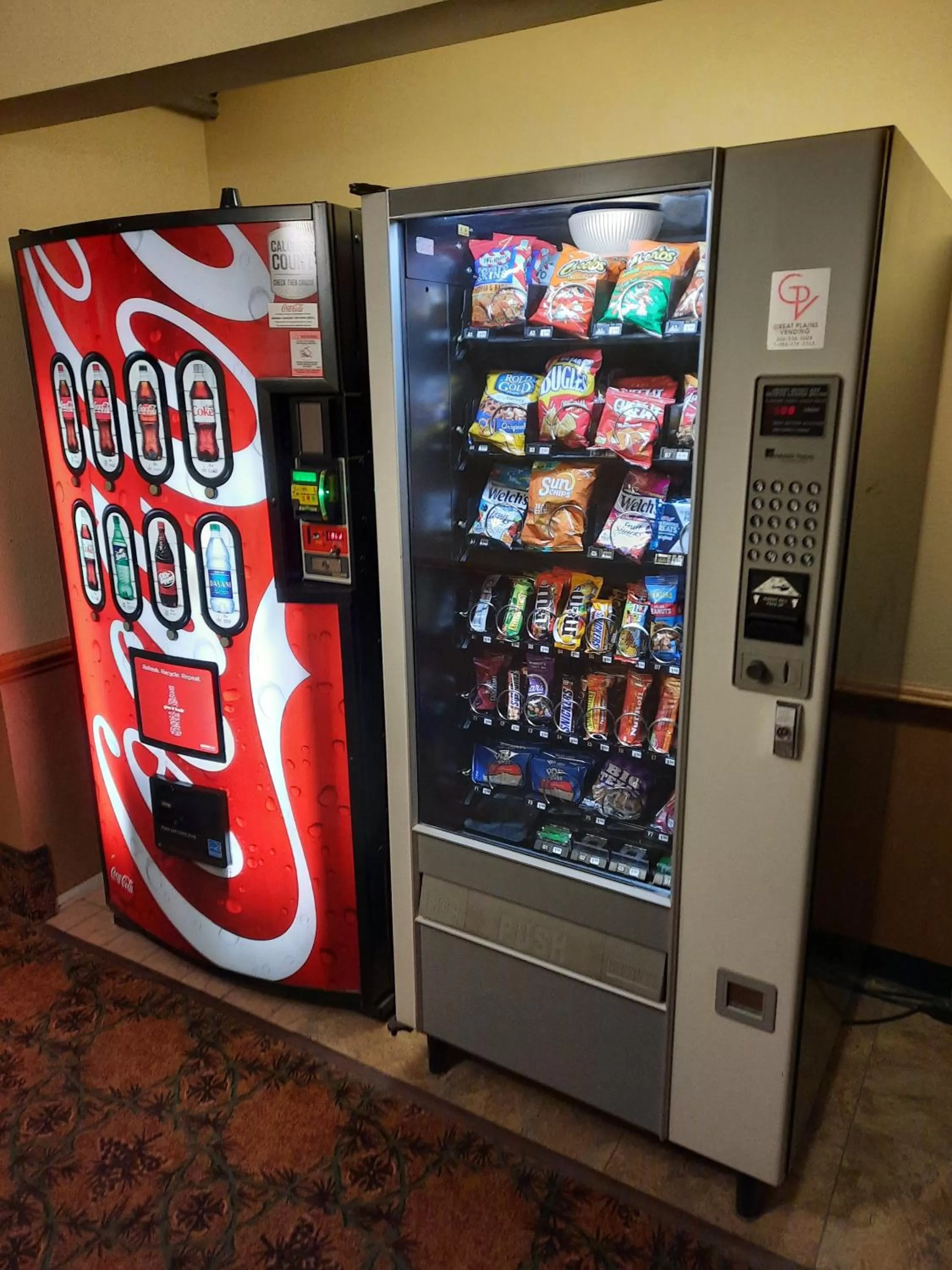 Drinks in Horse Creek Inn