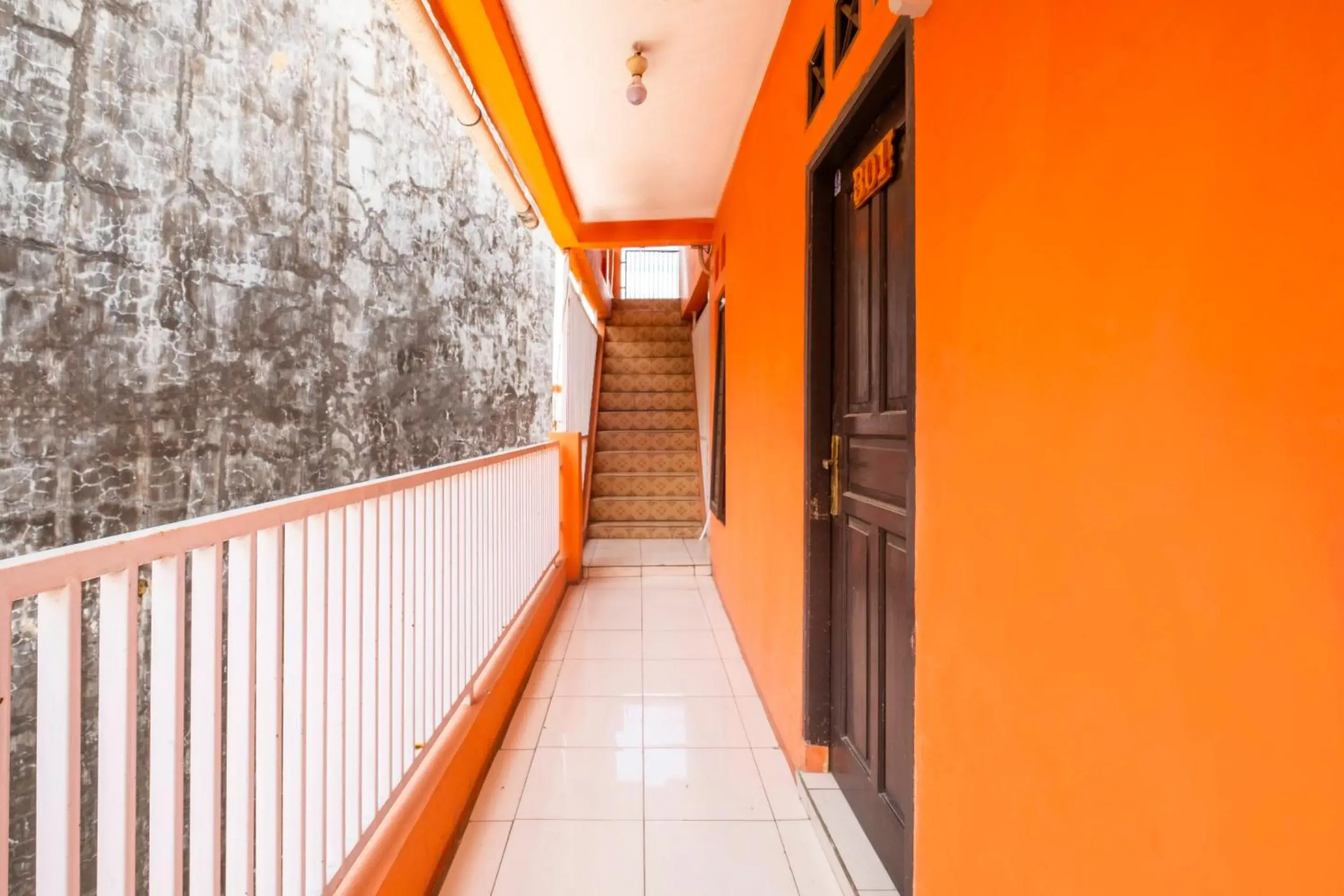 Balcony/Terrace in OYO 2562 Pondok Tajlibu Syifa Syariah