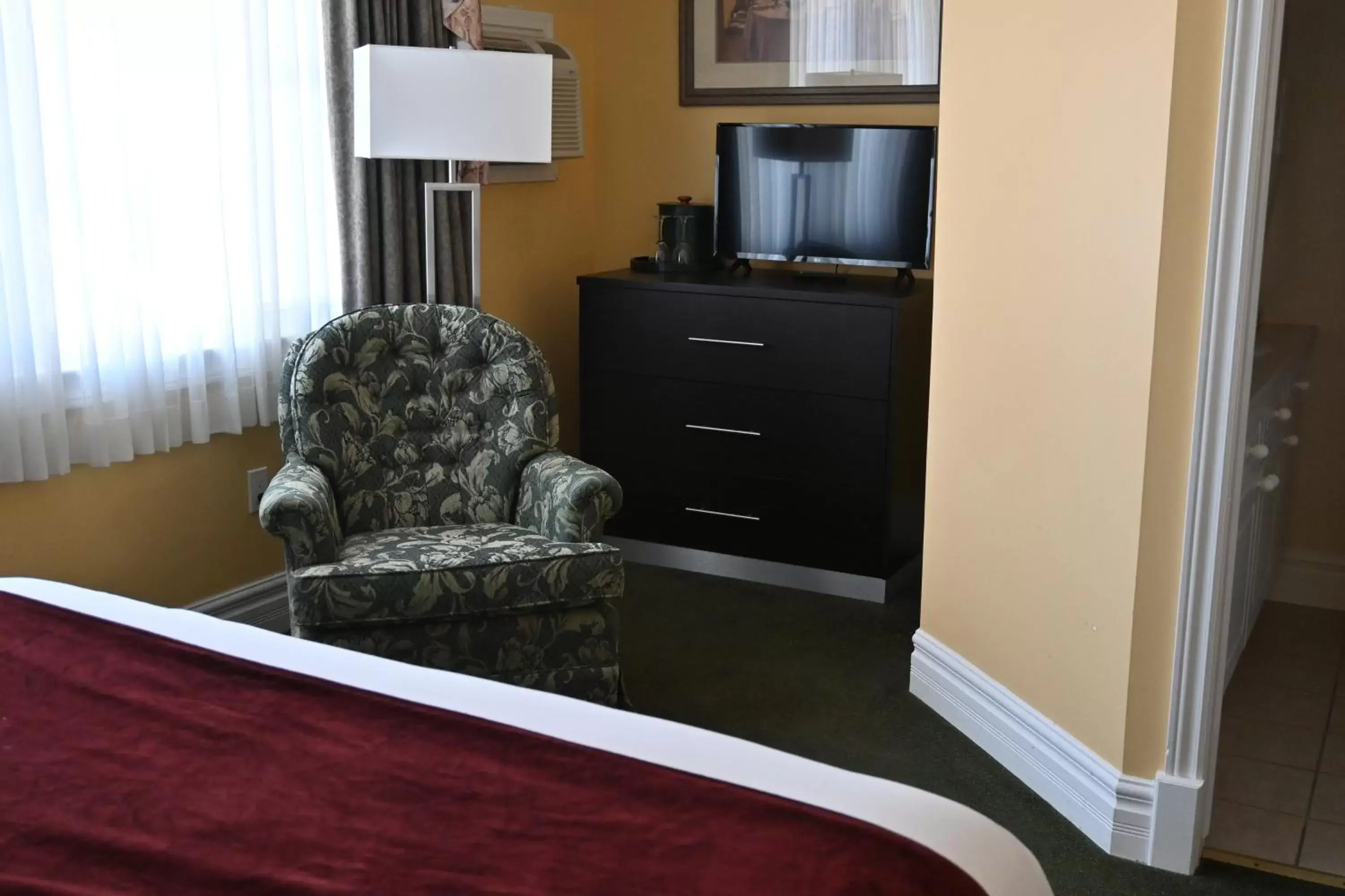 Seating Area in The Gananoque Inn & Spa