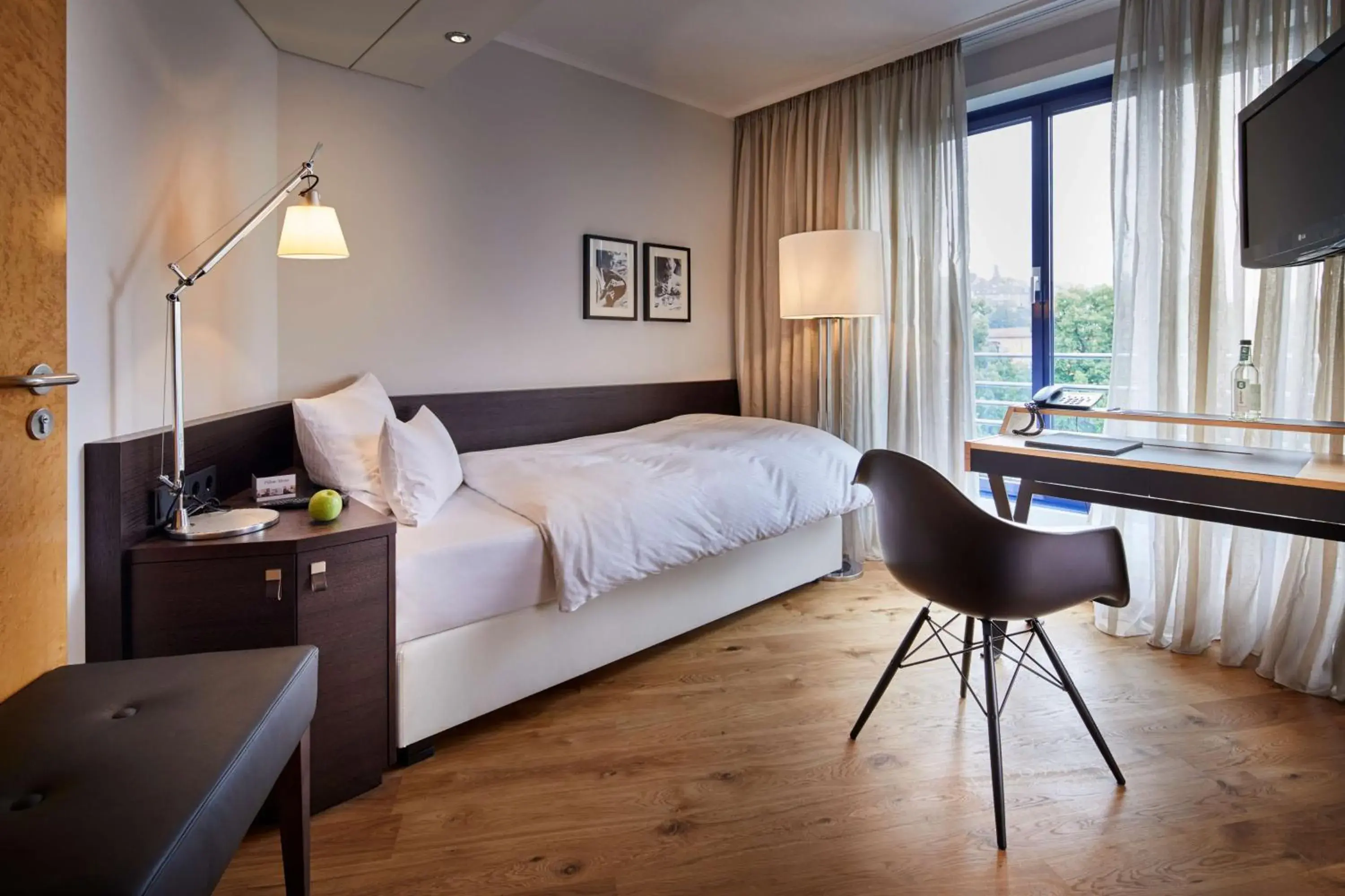 Photo of the whole room, Bed in Parkhotel Pforzheim Photo of the whole room, Bed in Parkhotel Pforzheim