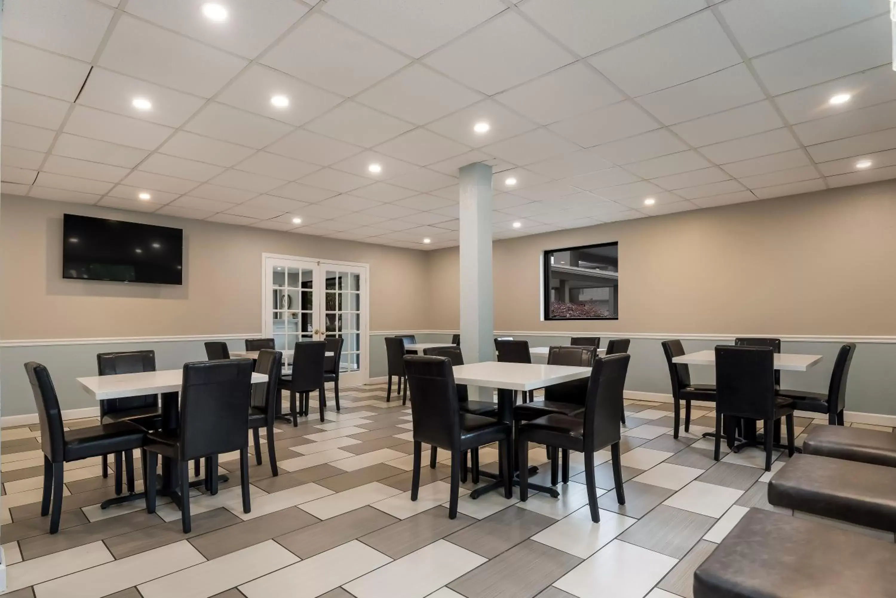Banquet/Function facilities, Restaurant/Places to Eat in SureStay Hotel by Best Western Columbus Downtown
