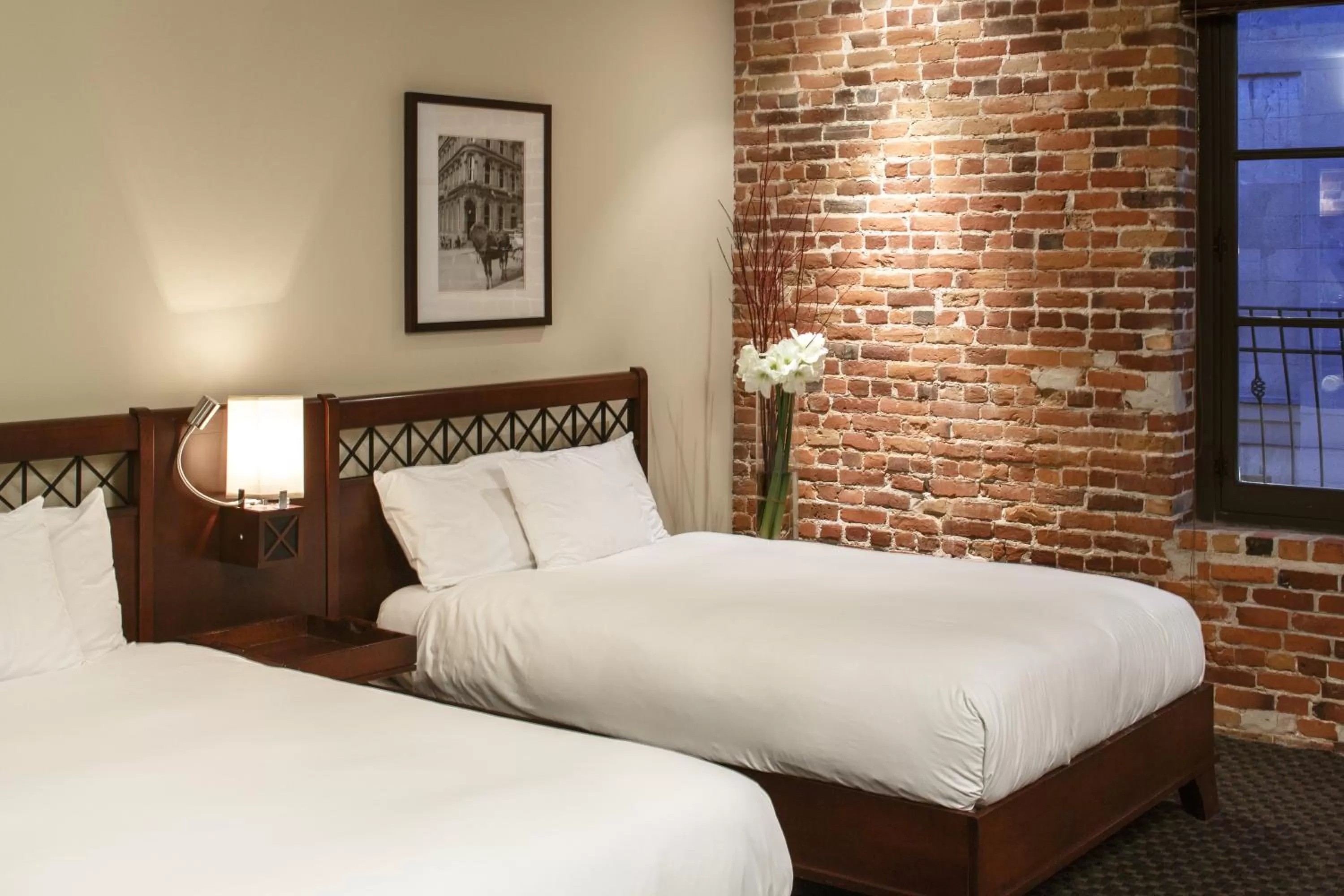 Superior Double Room with Two Double Beds in Hotel Nelligan