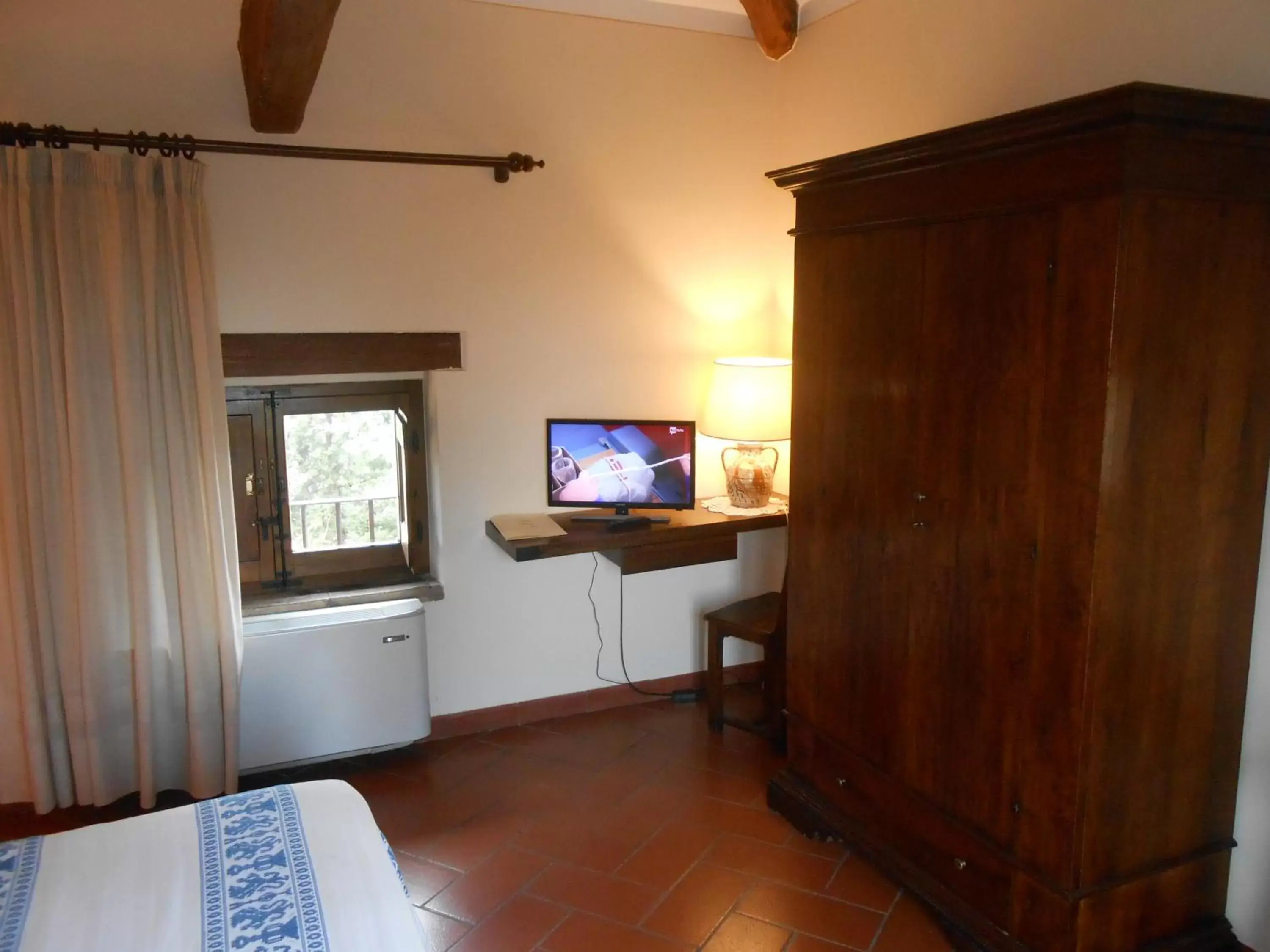 Photo of the whole room, TV/Entertainment Center in Lo Spedalicchio