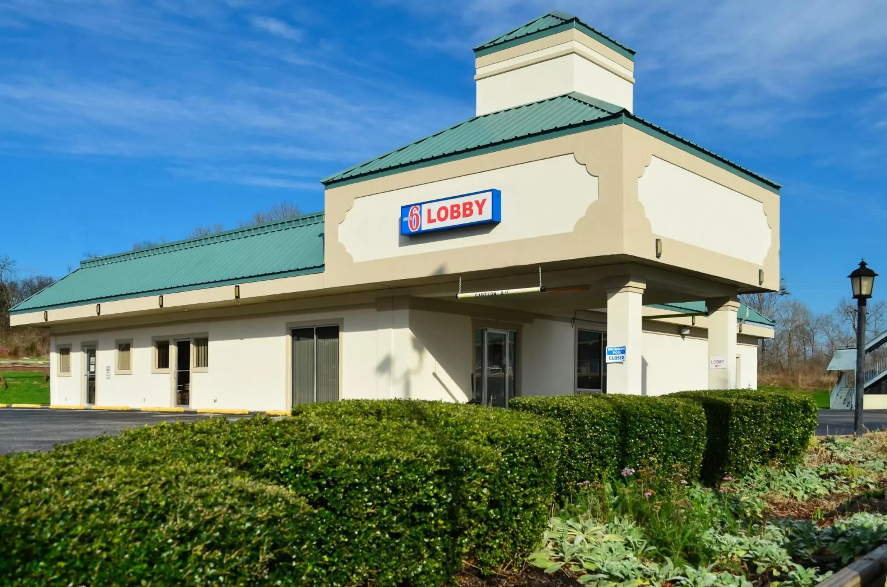 Facade/entrance, Property Building in Motel 6-Pulaski, TN