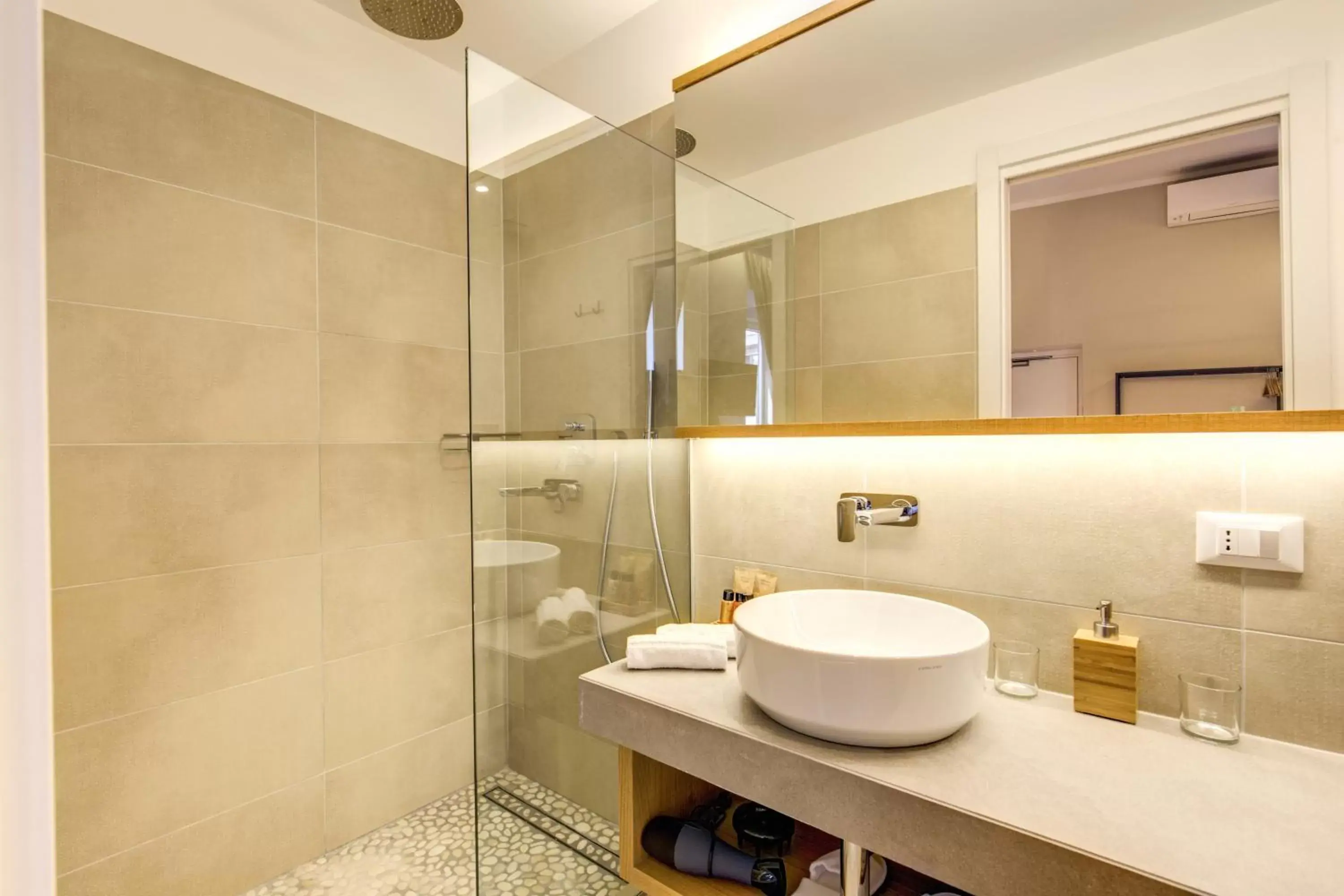 Bathroom in The Spanish Suite Campo de' Fiori