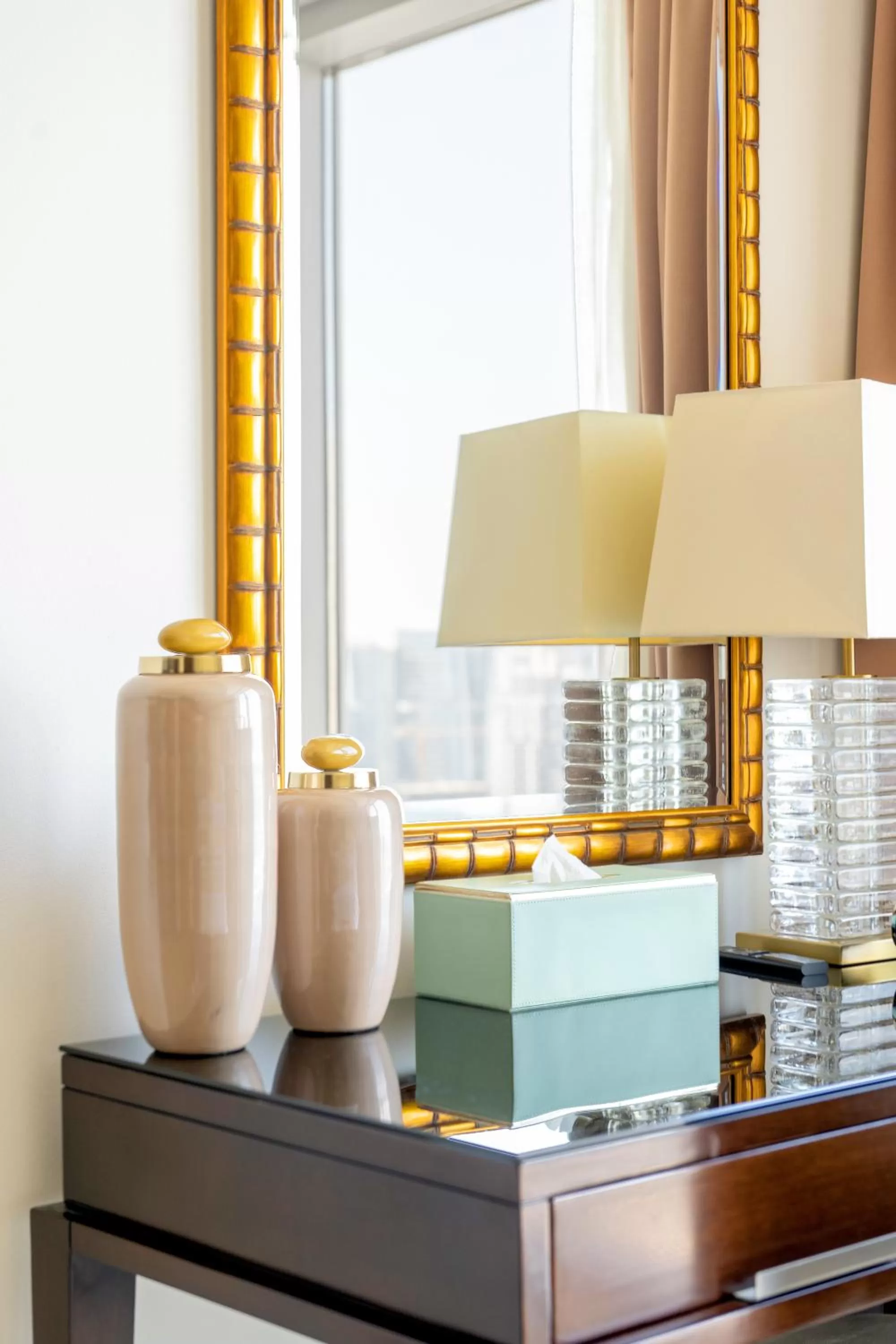 Decorative detail in Emaar Residences Dubai Marina by Qstay - formerly Address Dubai Marina