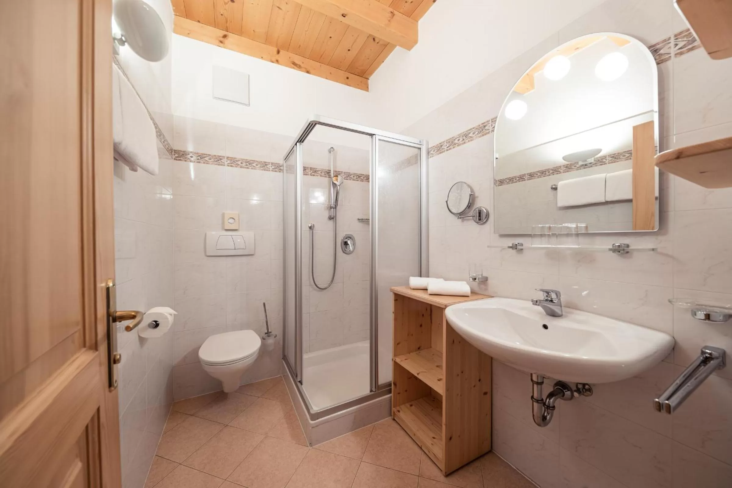 Double Room with Mountain View in Hotel Torgglhof