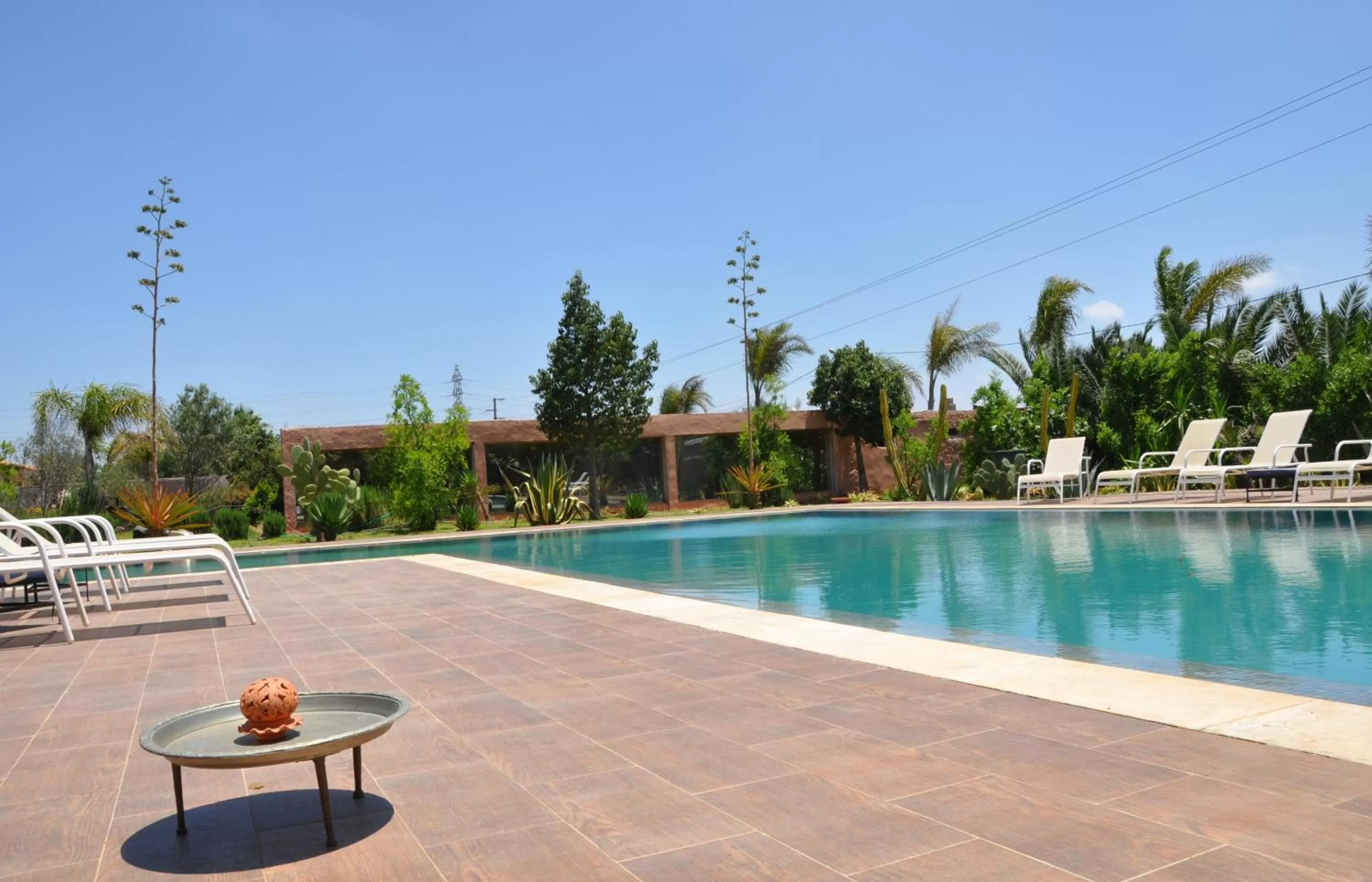 Swimming pool in Riad Hamdani