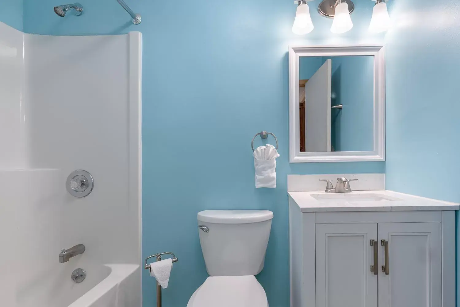 Bathroom in Rock Reef Resort