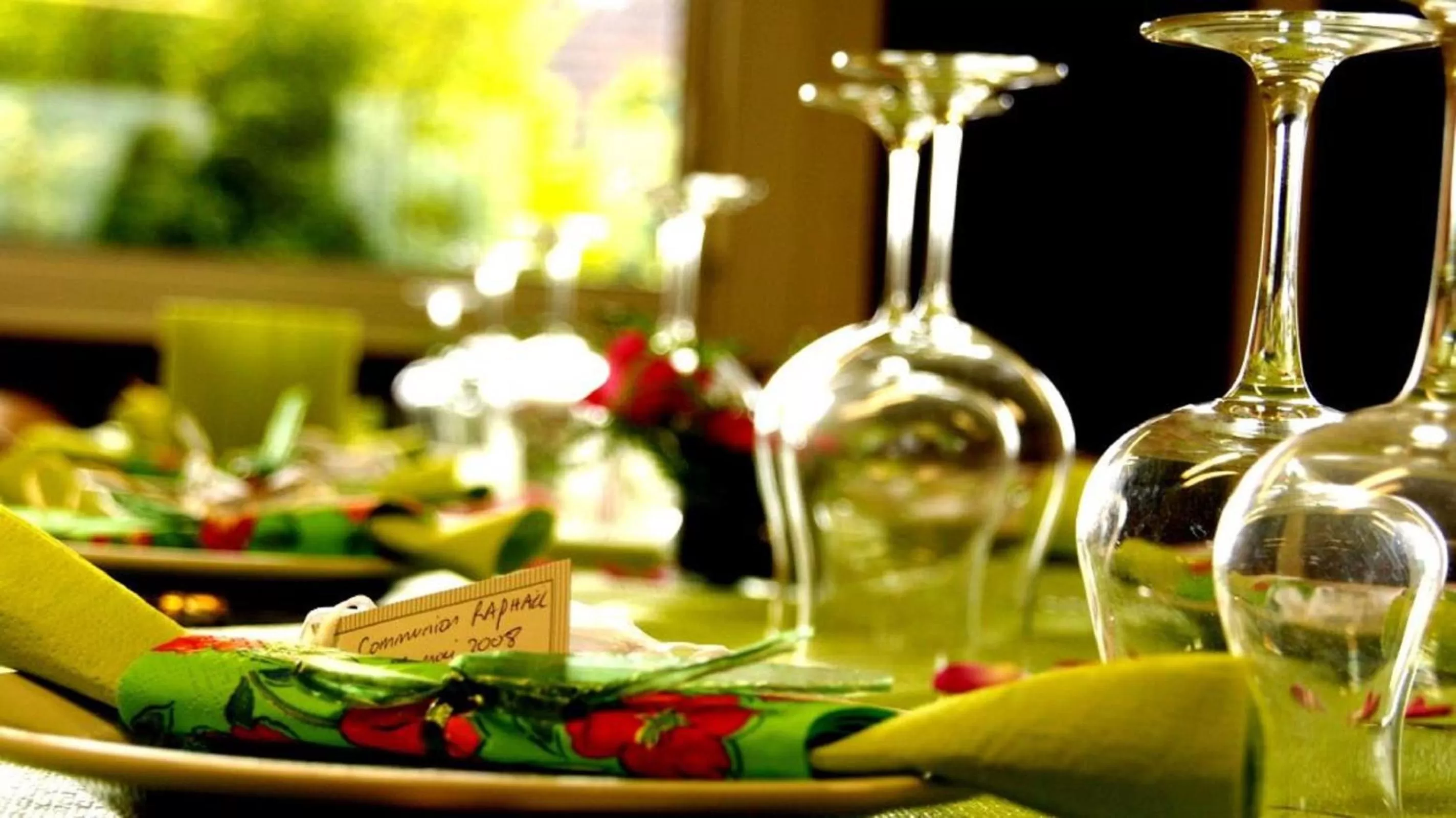 Restaurant/places to eat in Centre Point Hanoi Hotel