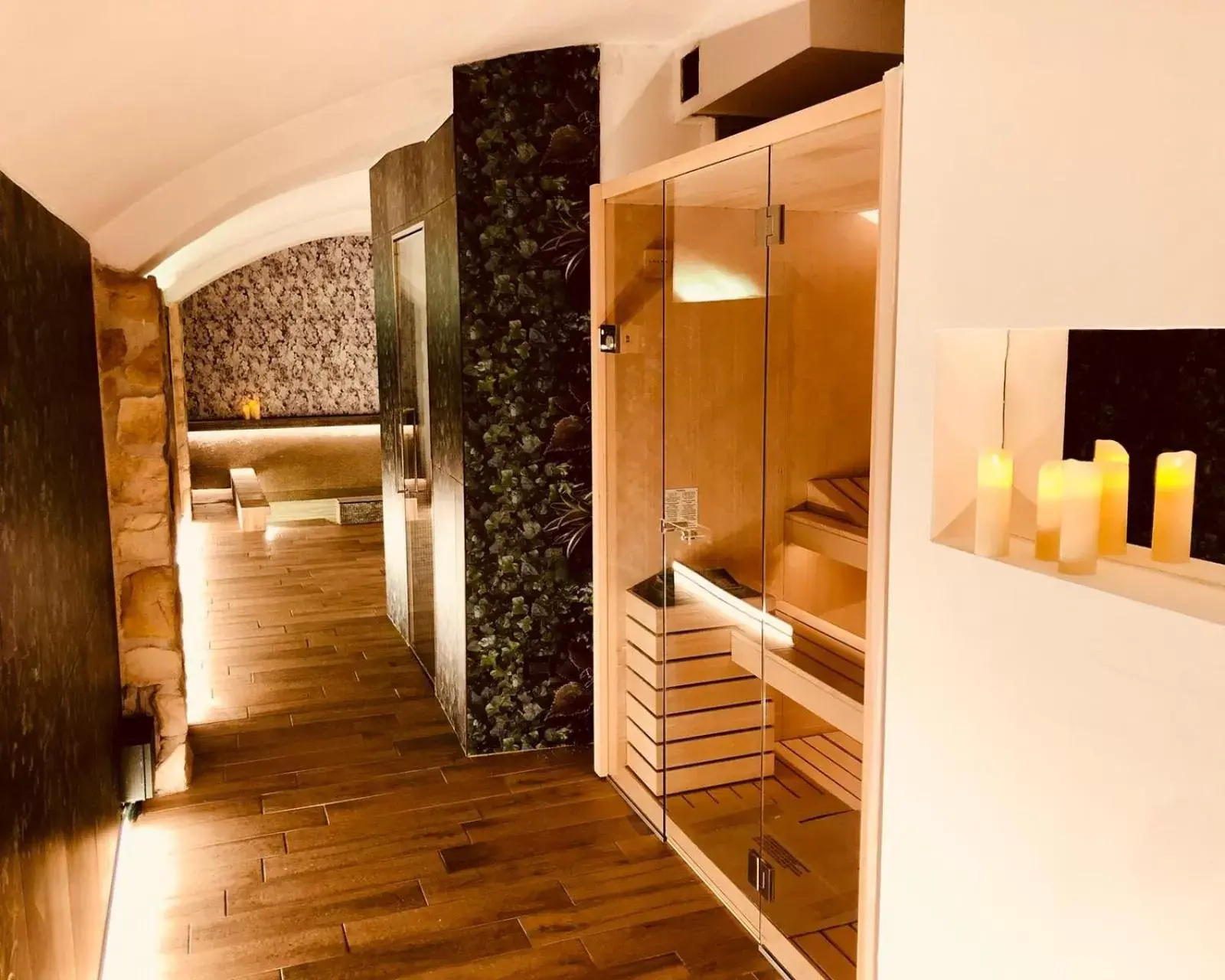 Sauna in Hotel Il Guercino