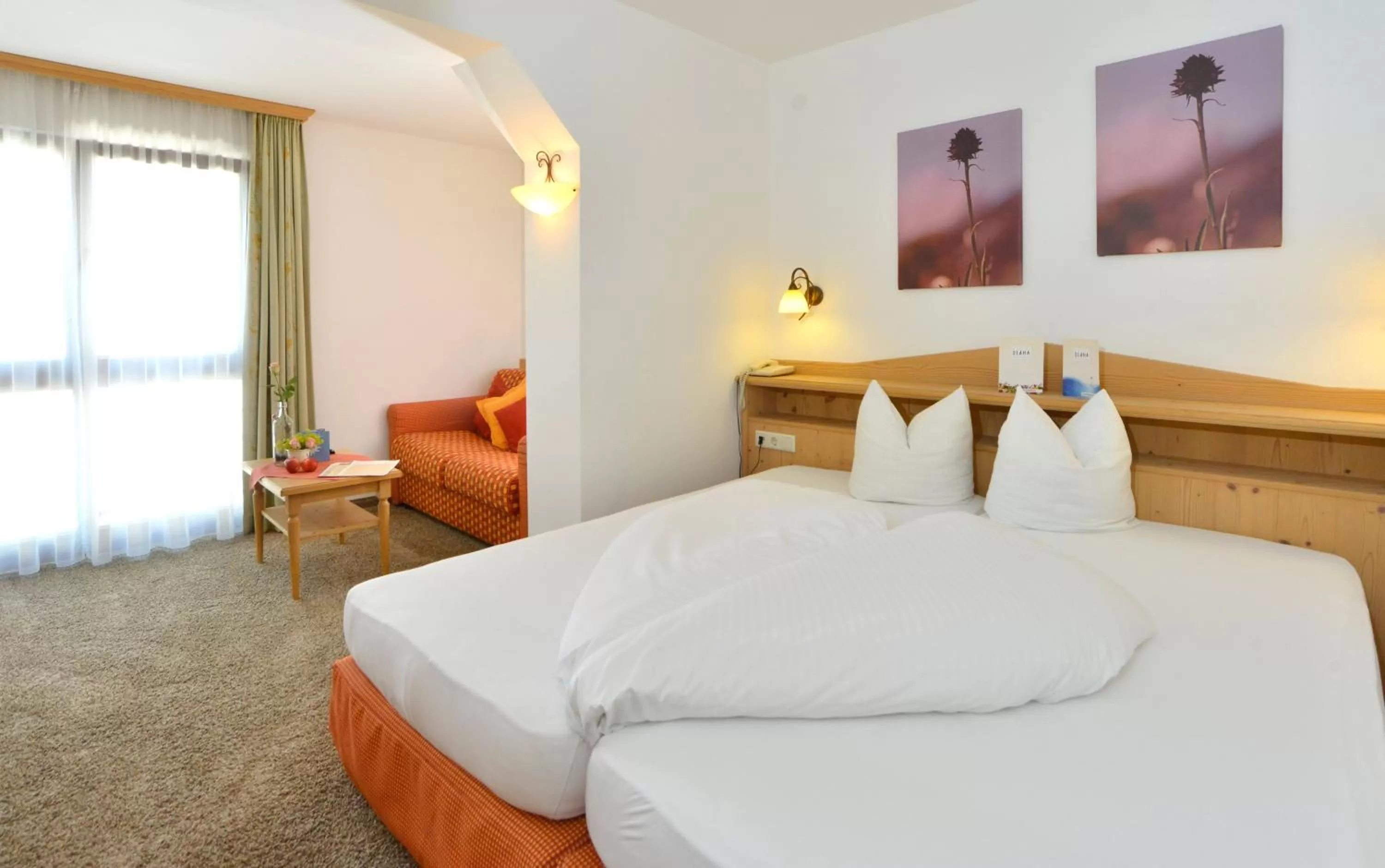 Decorative detail, Bed in Hotel Diana