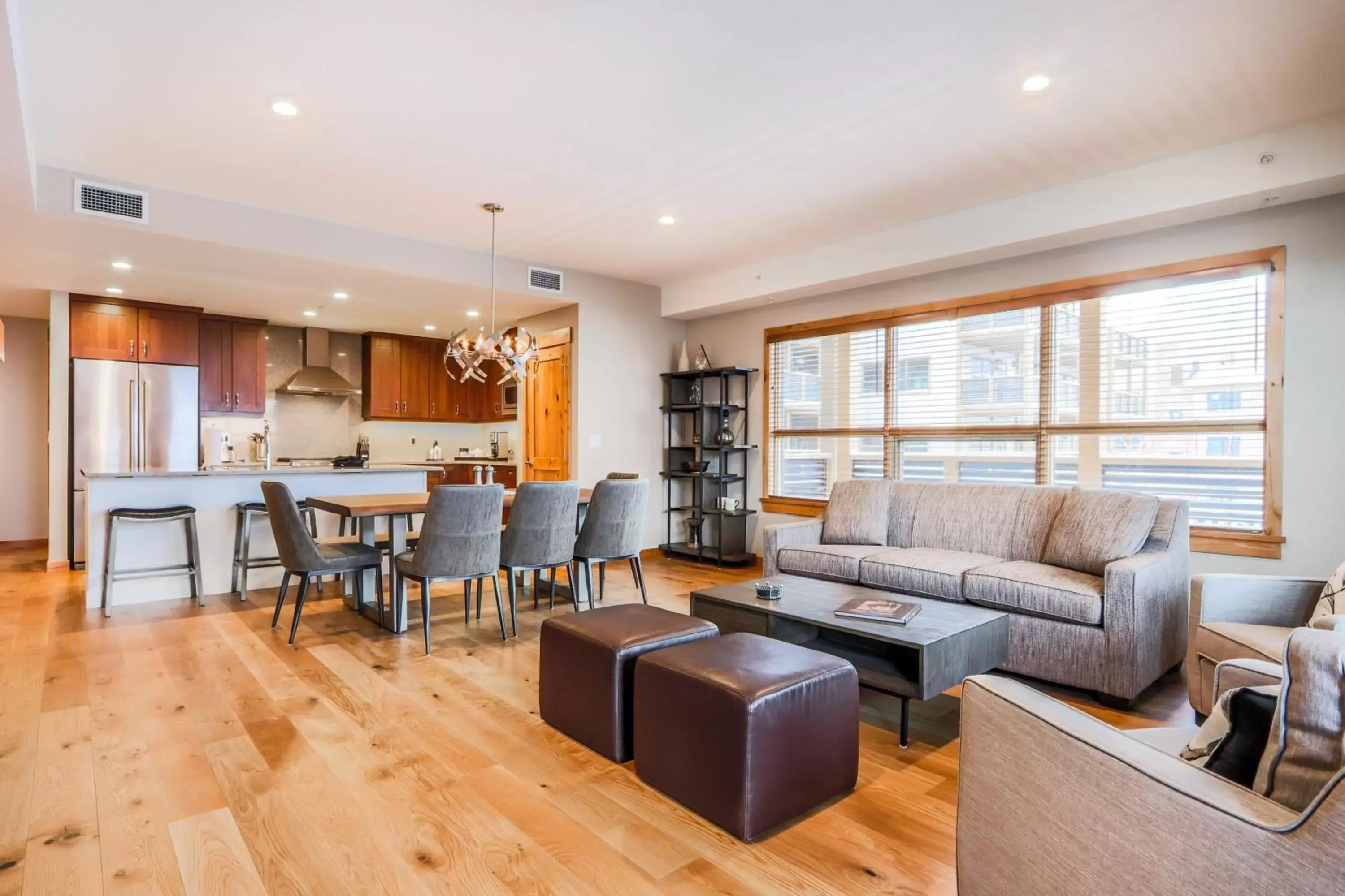 Living room, Seating Area in Tamarack Lodge by Spring Creek Vacations