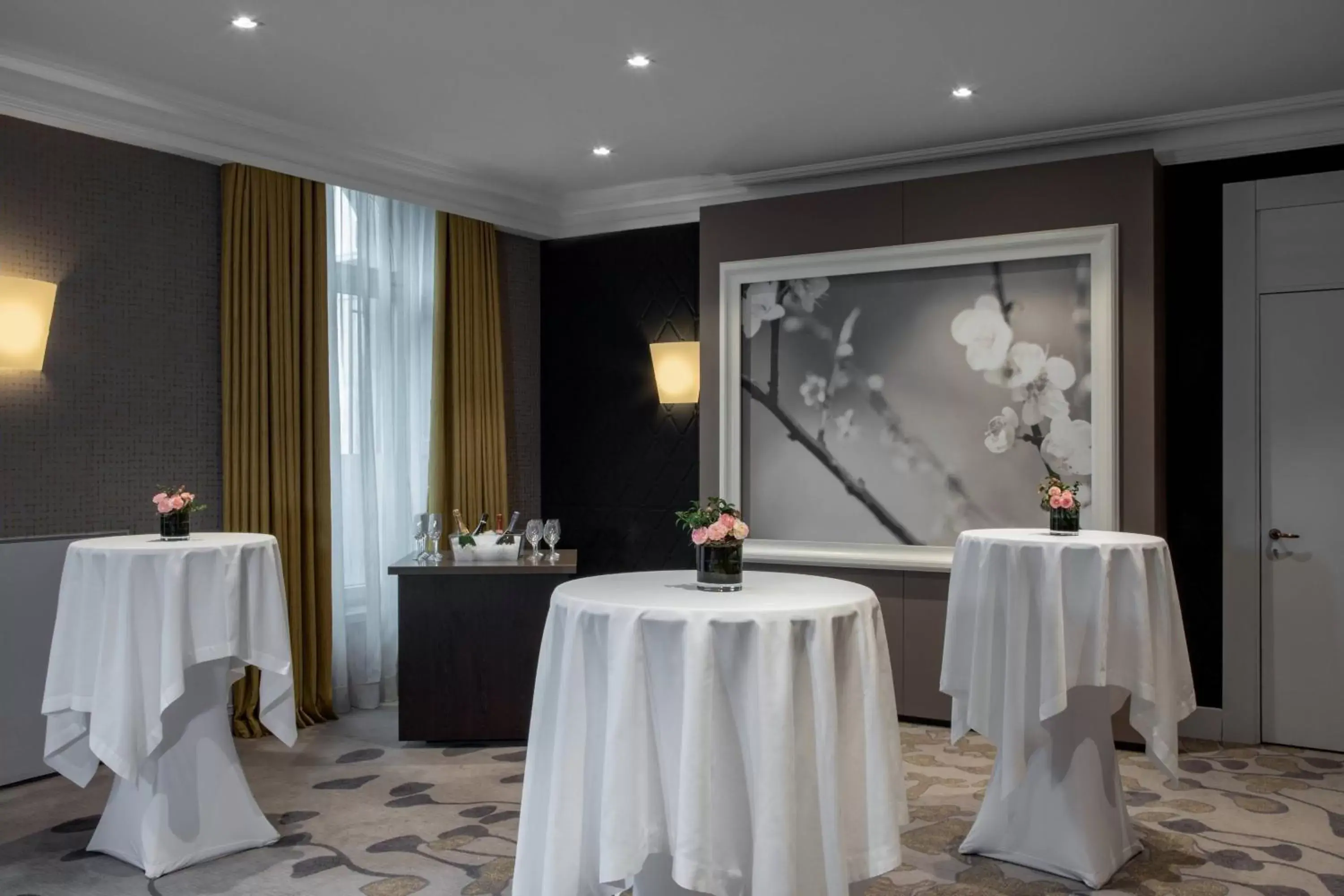 Meeting/conference room, Banquet Facilities in The Ritz-Carlton Hotel de la Paix, Geneva