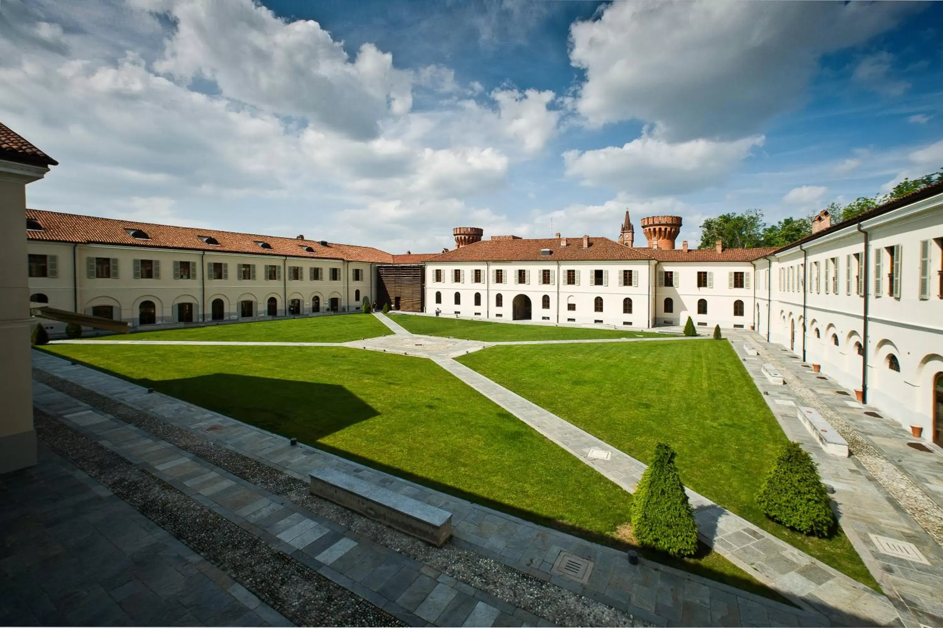 Property building in Albergo dell'Agenzia