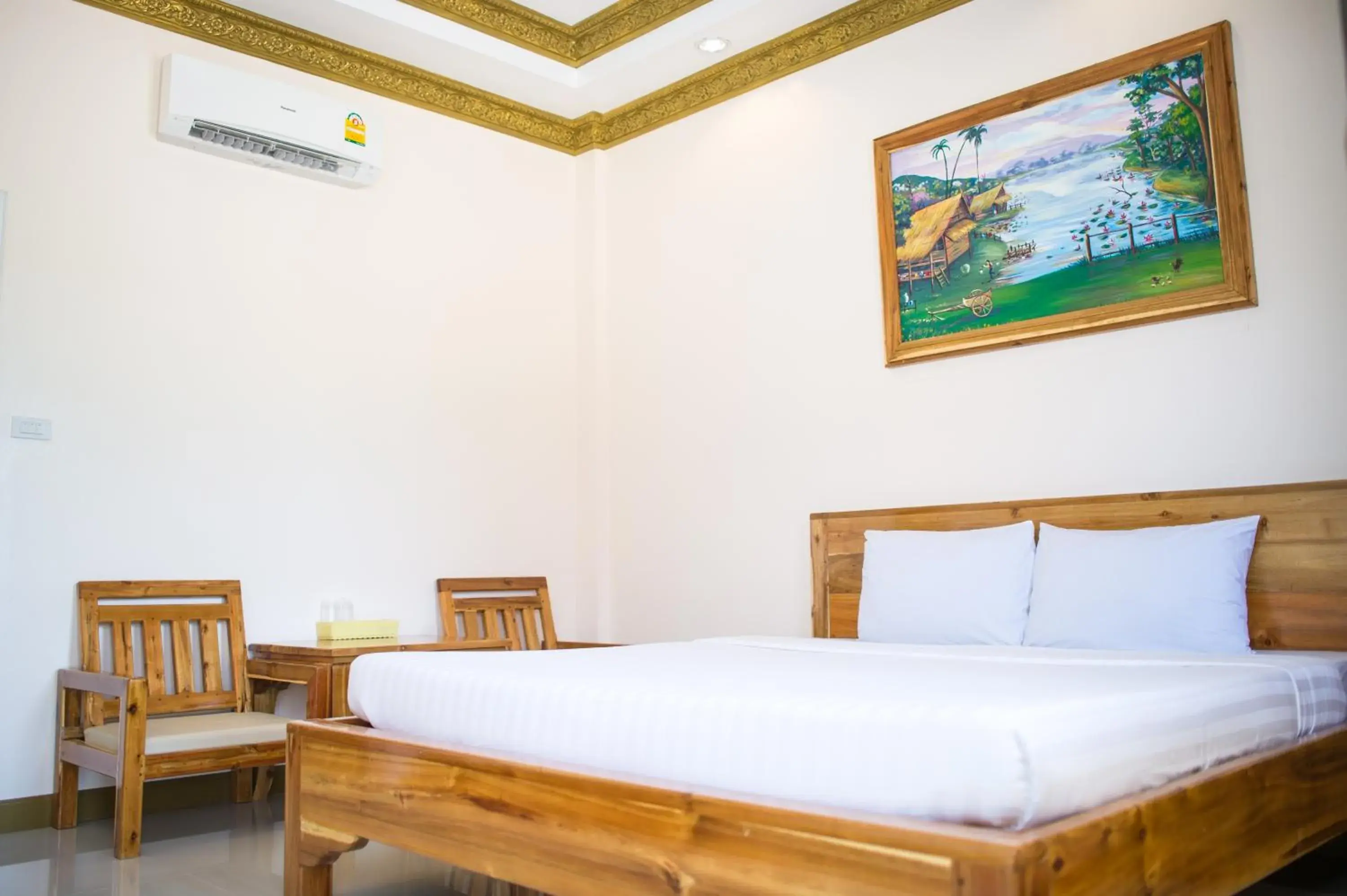 Bed in Pailin resort (SHA Extra Plus)