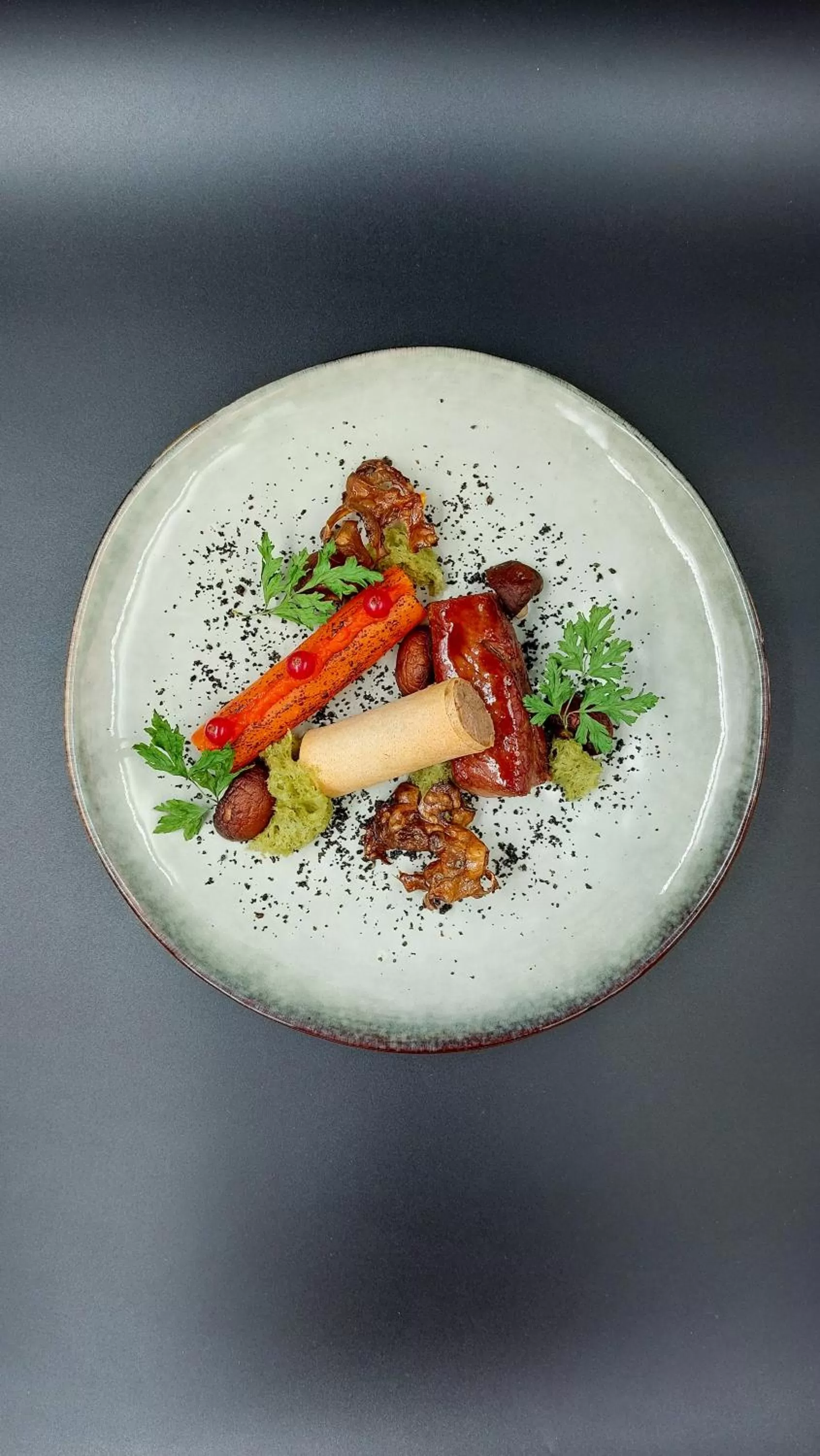 Restaurant/places to eat in Mercure Biel