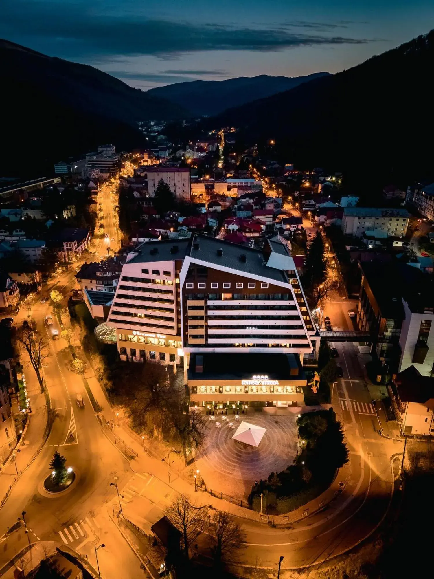 Bird's-eye View in International Sinaia