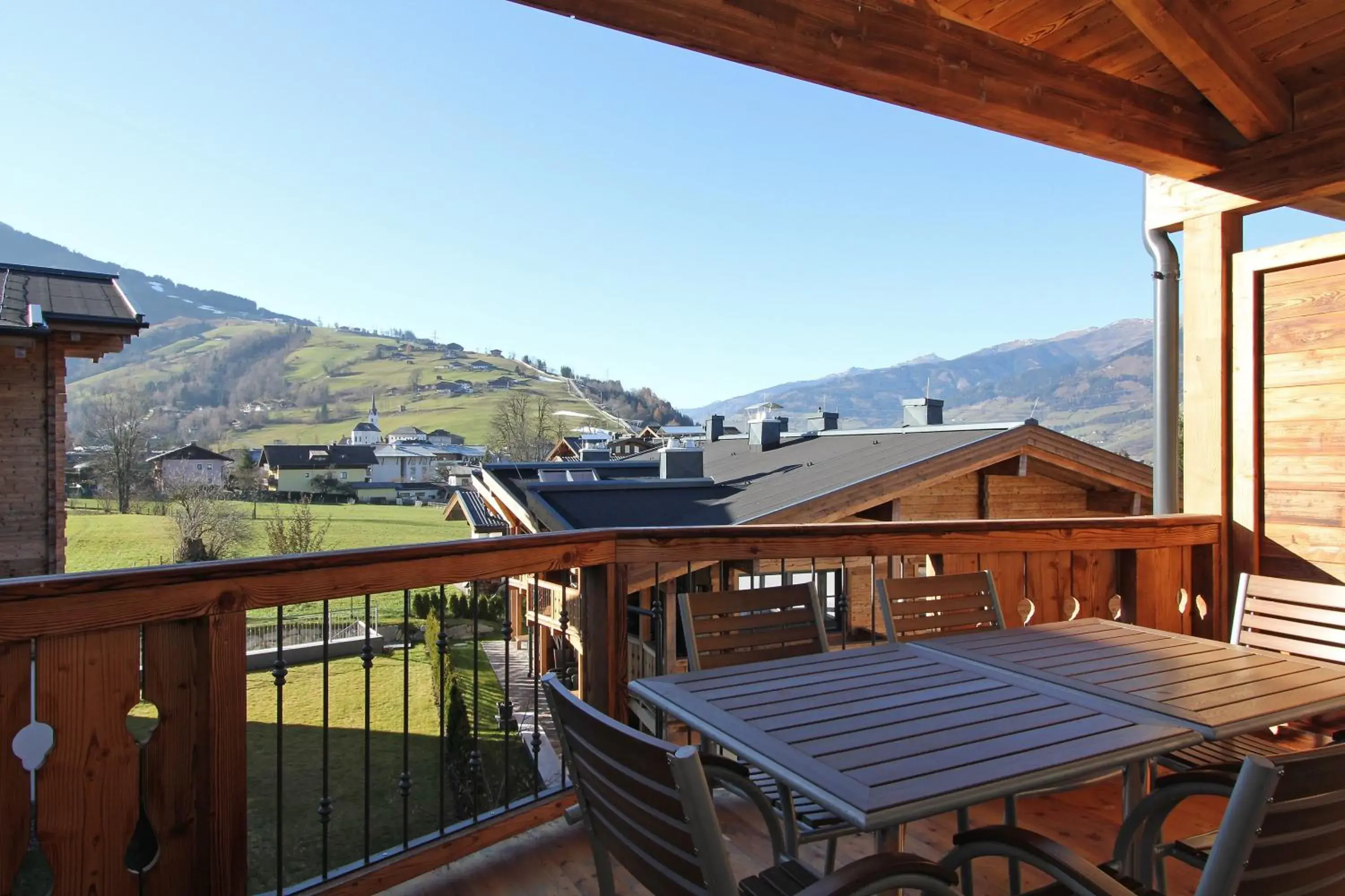 Balcony/Terrace in Avenida Mountain Resort by Alpin Rentals