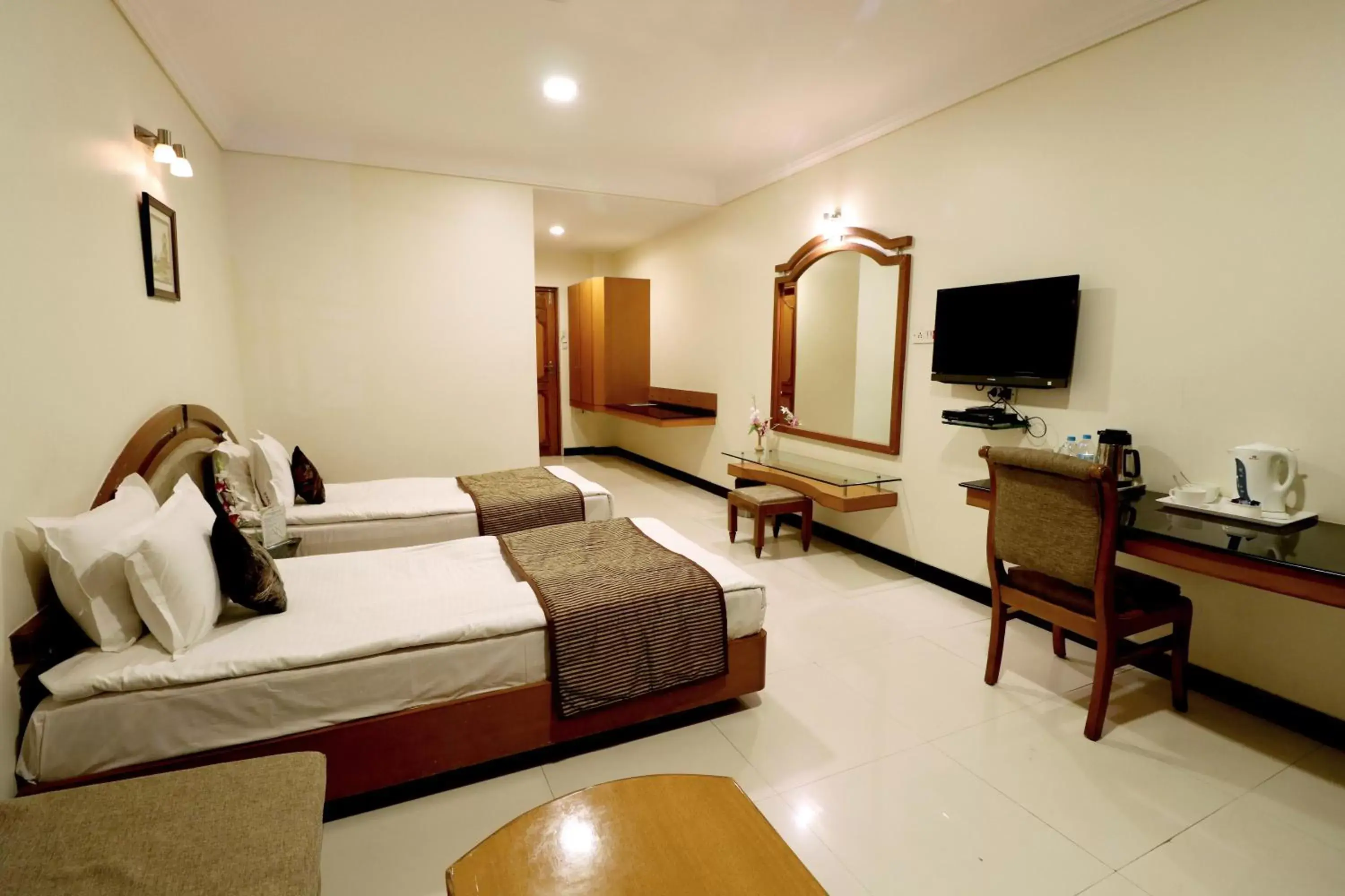 Photo of the whole room, Bed in Hotel AGC Photo of the whole room, Bed in Hotel AGC