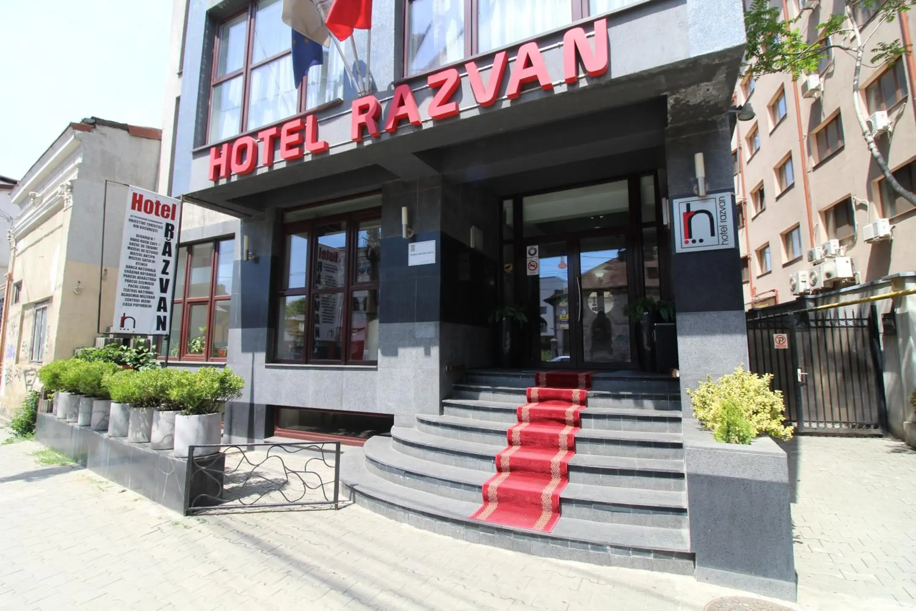 Property building in Hotel Razvan Property building in Hotel Razvan