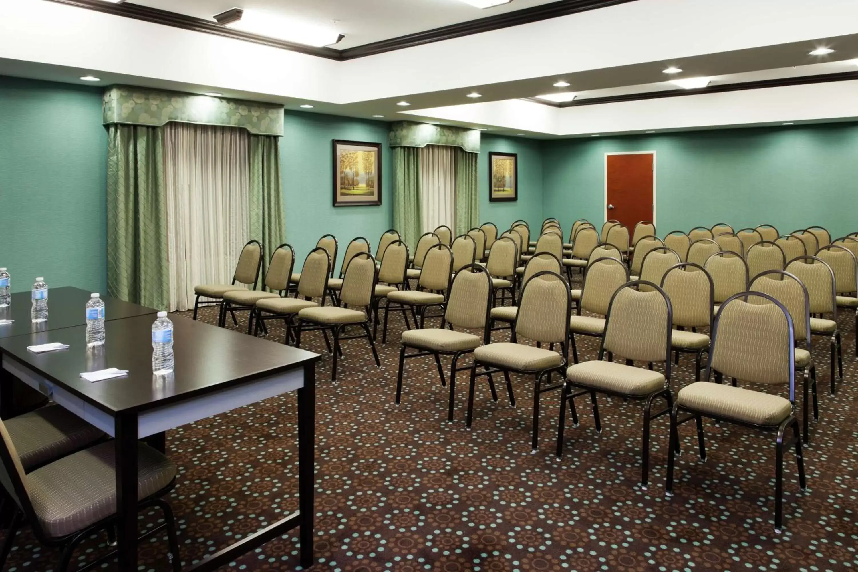 Meeting/conference room in Hampton Inn & Suites Middlebury