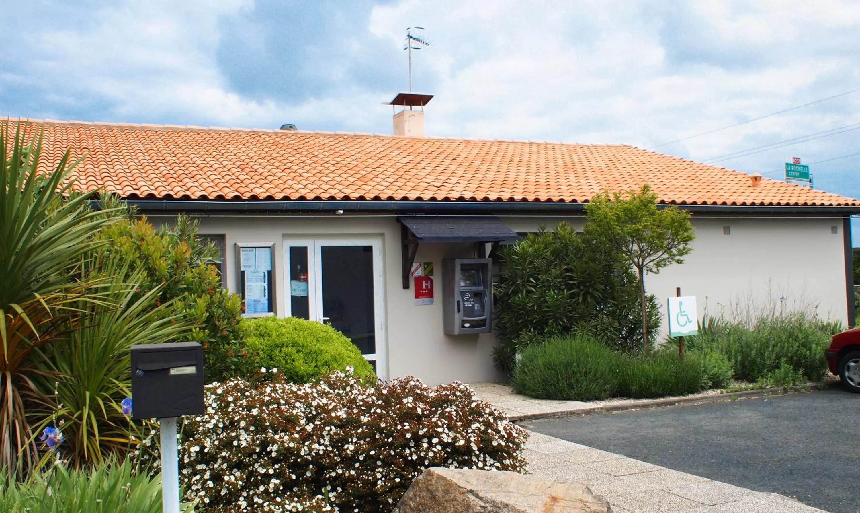 Lobby or reception in Hotel Inn Design La Rochelle