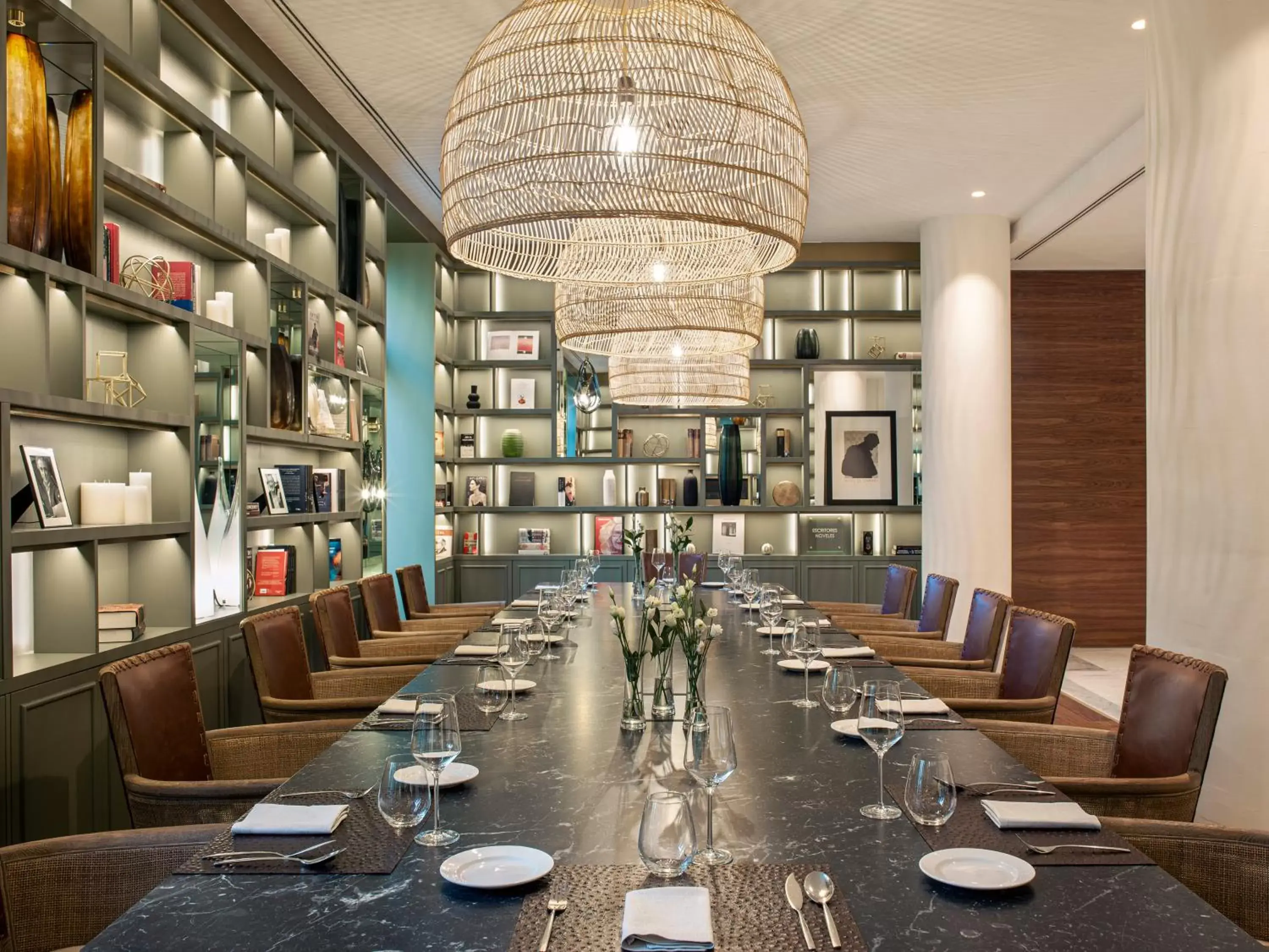 Library, Restaurant/Places to Eat in Hotel Colón Gran Meliá - The Leading Hotels of the World