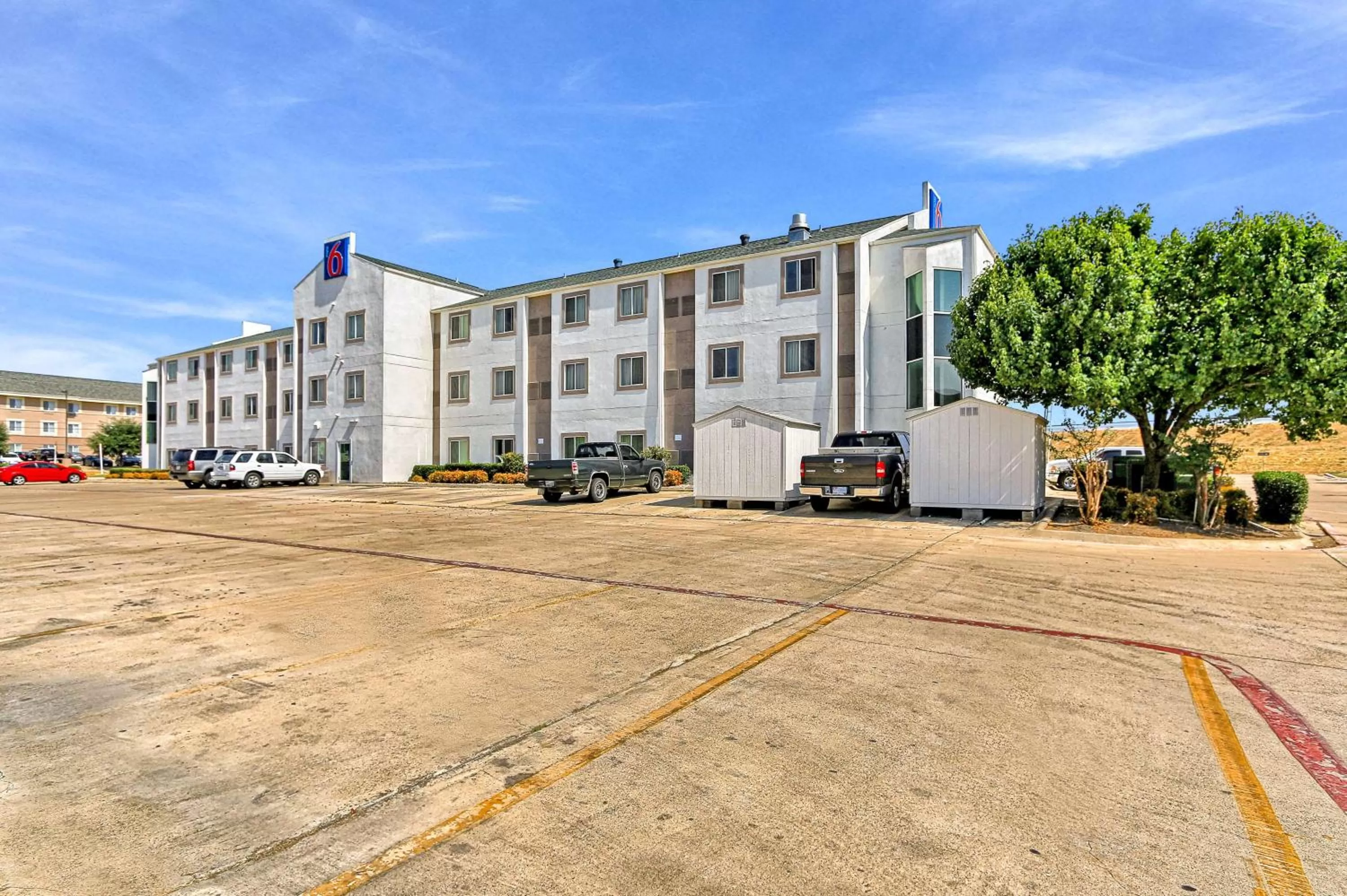 Property building in Motel 6-Killeen, TX