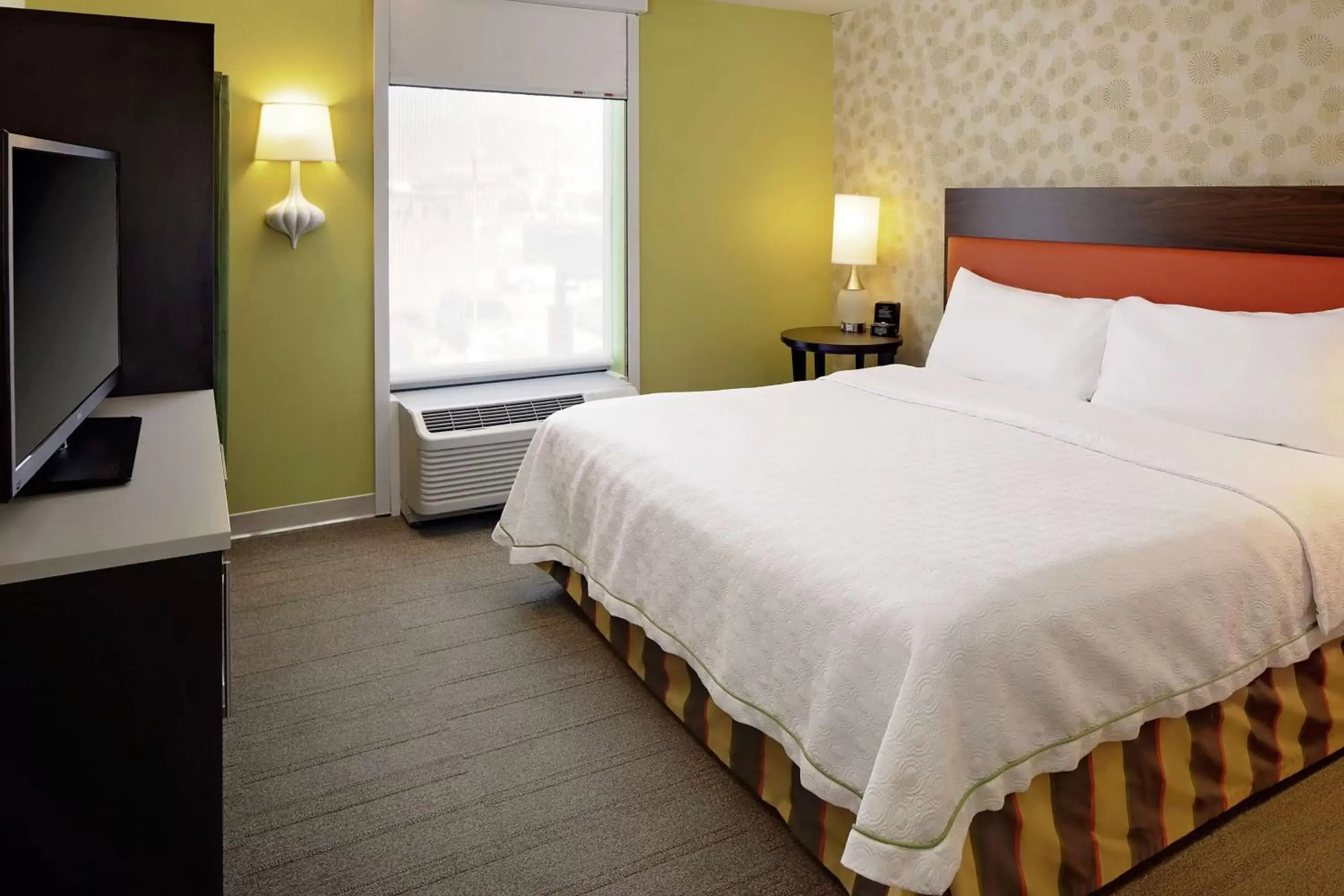 Bedroom, Bed in Home2 Suites by Hilton Salt Lake City / South Jordan