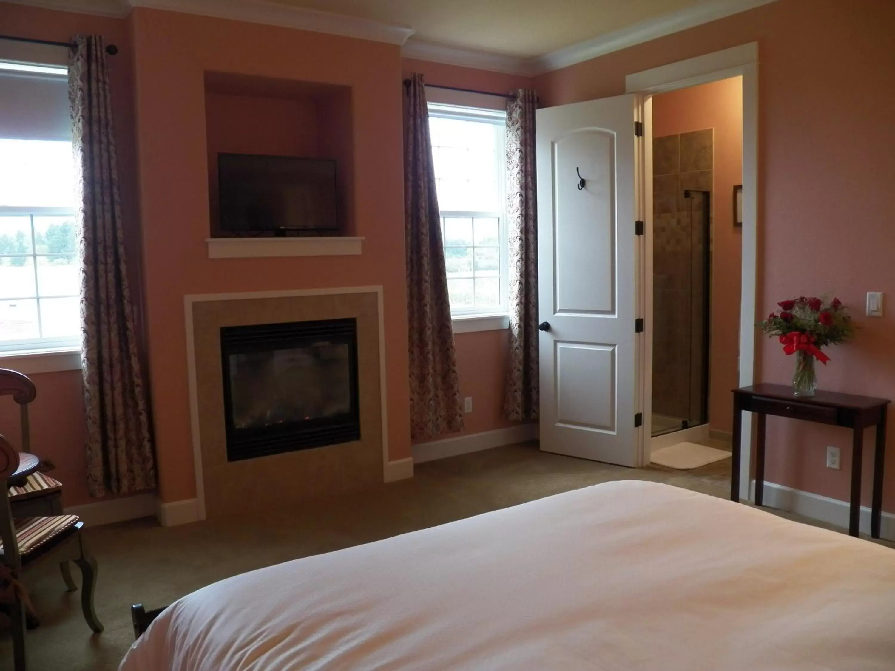 Decorative detail, Bed in La Bastide Bed and Breakfast